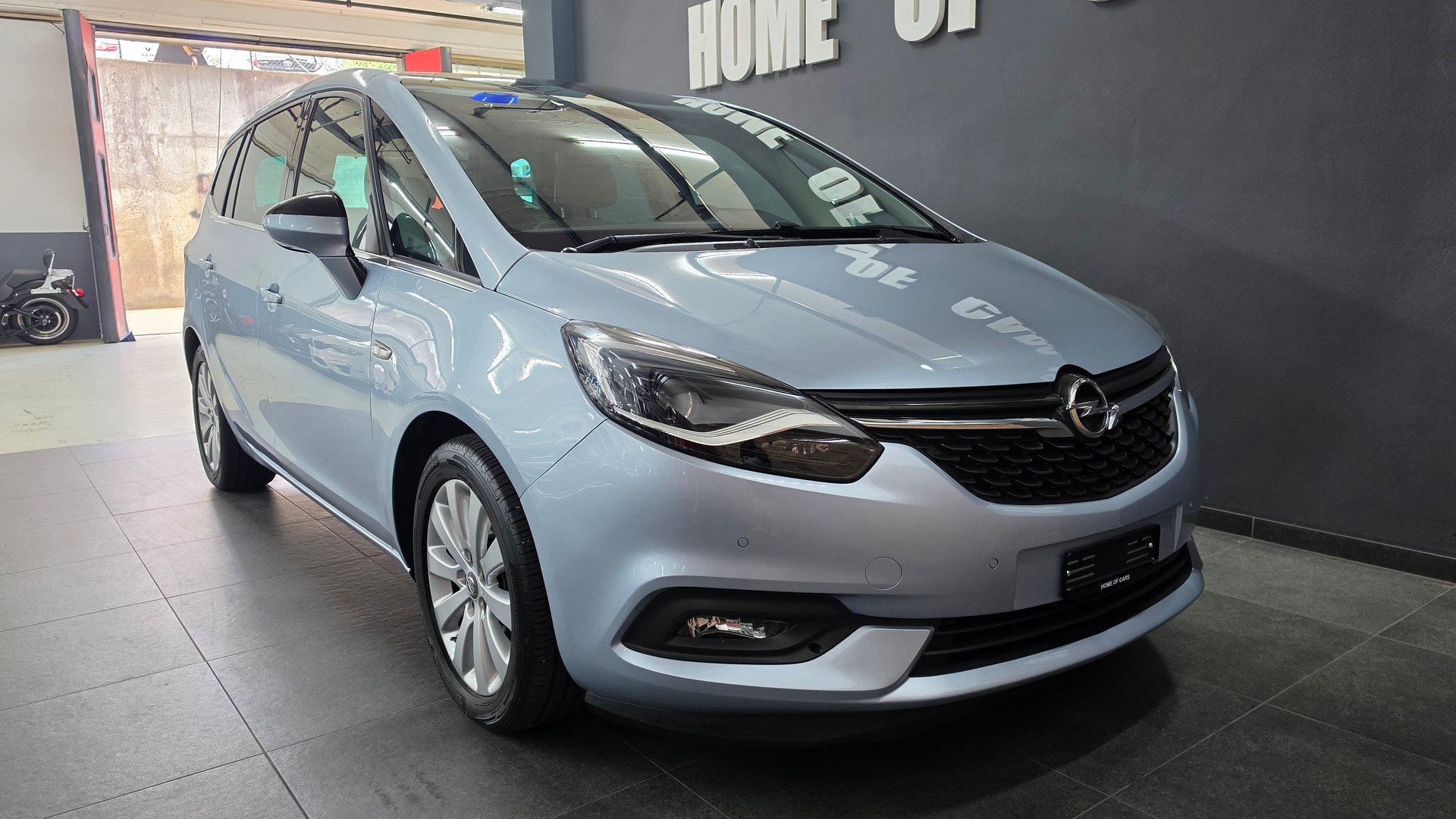 OPEL Zafira 1.6i 16V Turbo Excellence-image-12
