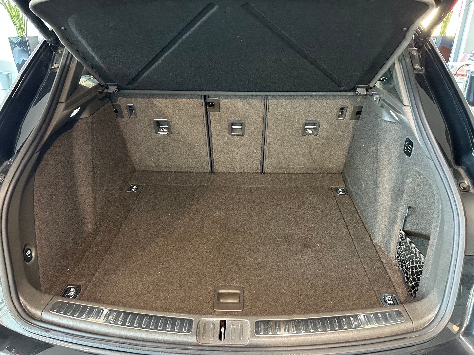 PORSCHE Macan S PDK-image-8