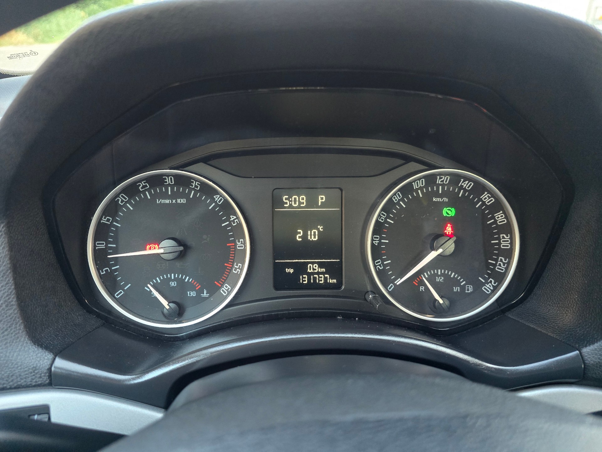 SKODA Octavia Combi 1.6 TDI Clever DSG-image-17