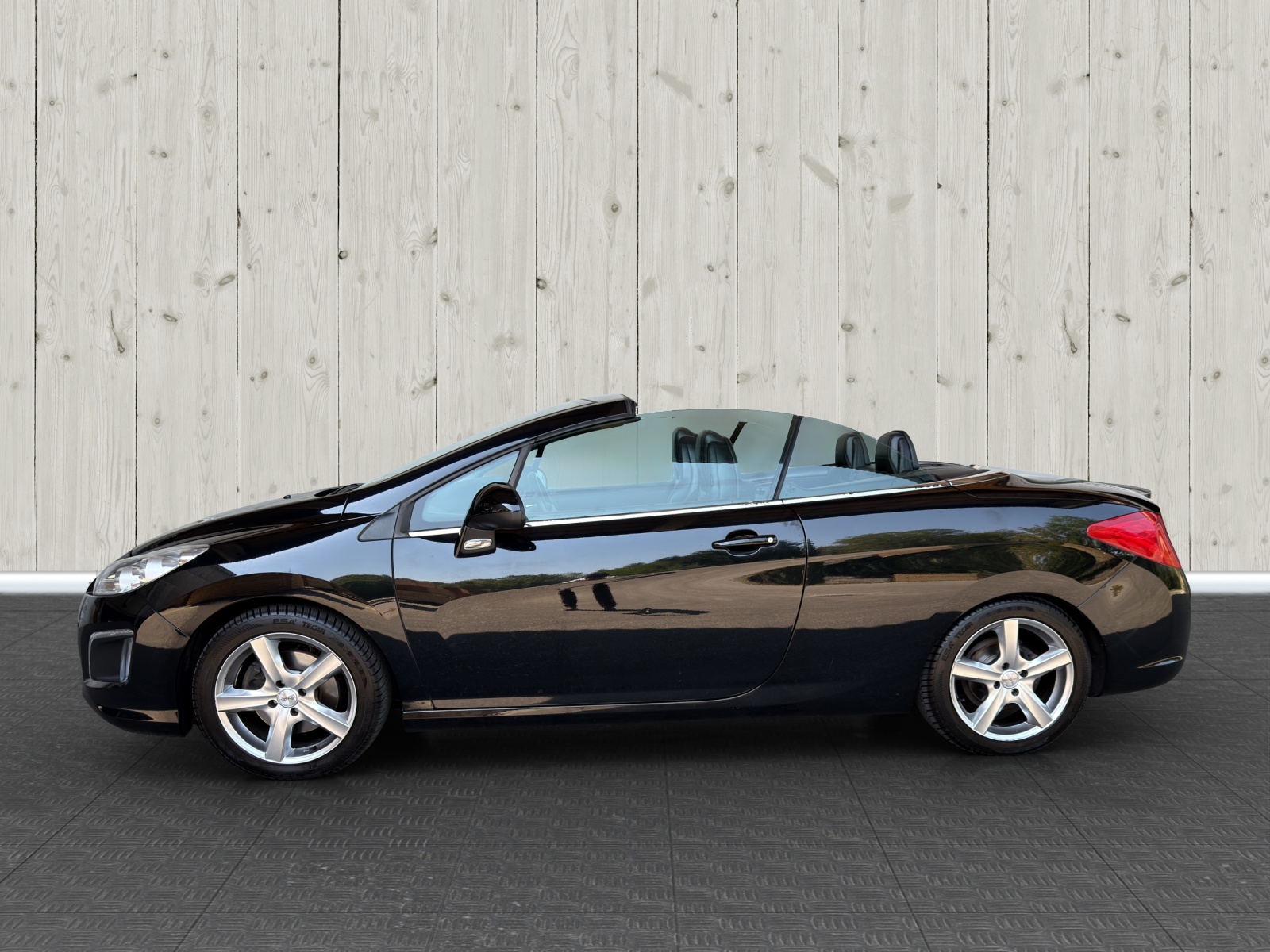 PEUGEOT 308 CC 1.6 16V Turbo Sport Pack-image-3