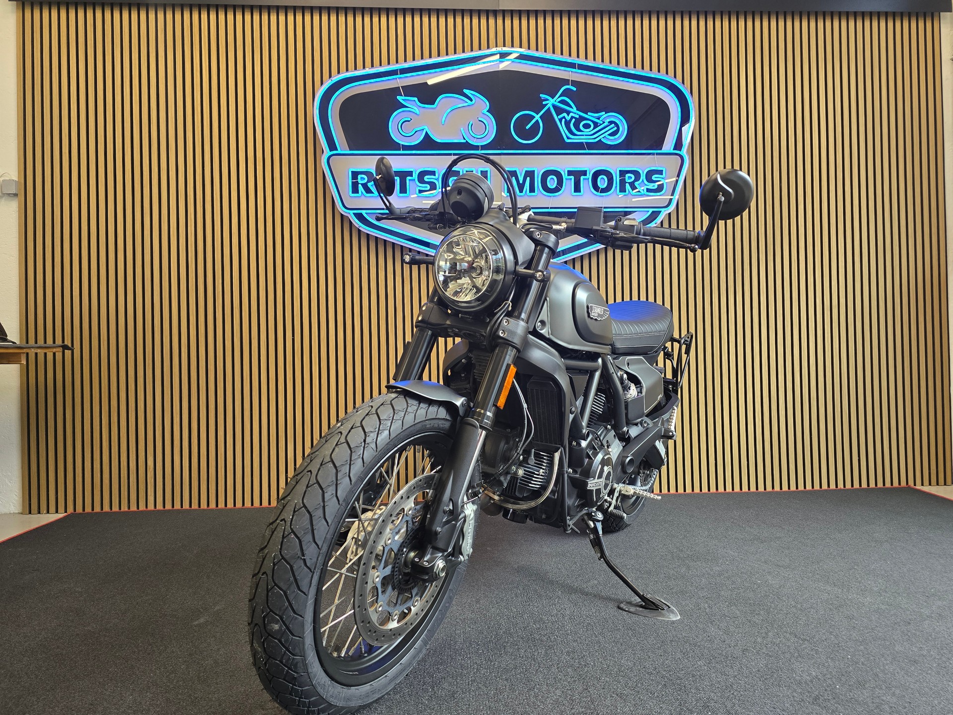 DUCATI Scrambler 803 Nightshift (35kW)-image-2
