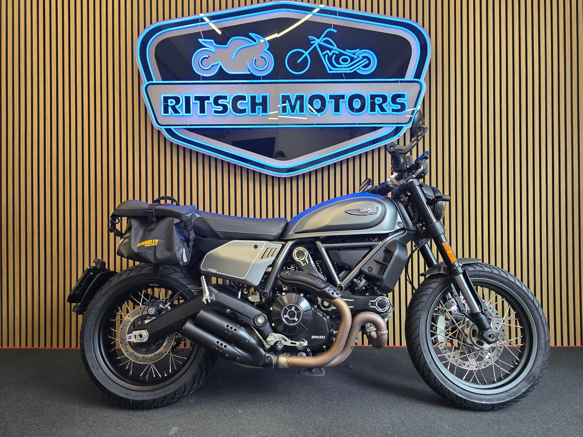 DUCATI Scrambler 803 Nightshift (35kW)-image-1