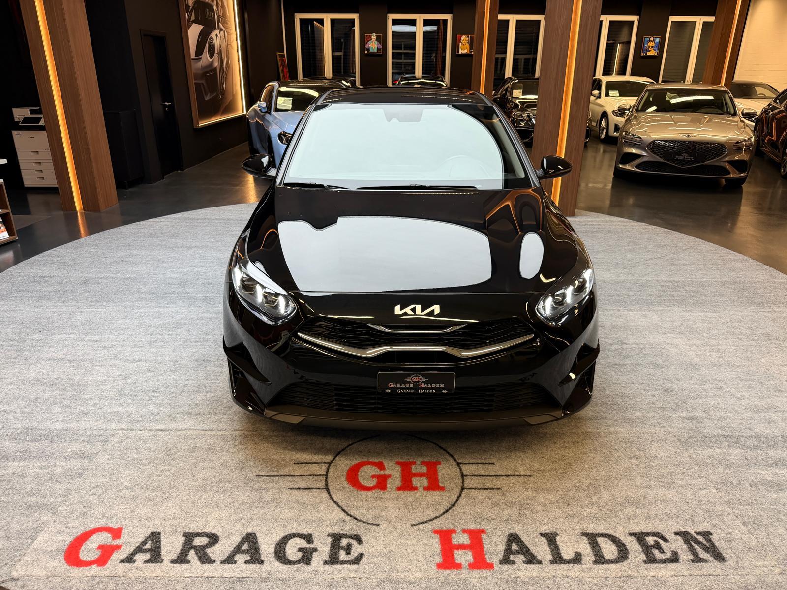 KIA Ceed 1.5 T-GDi GT-Line DCT-showroom-element-2