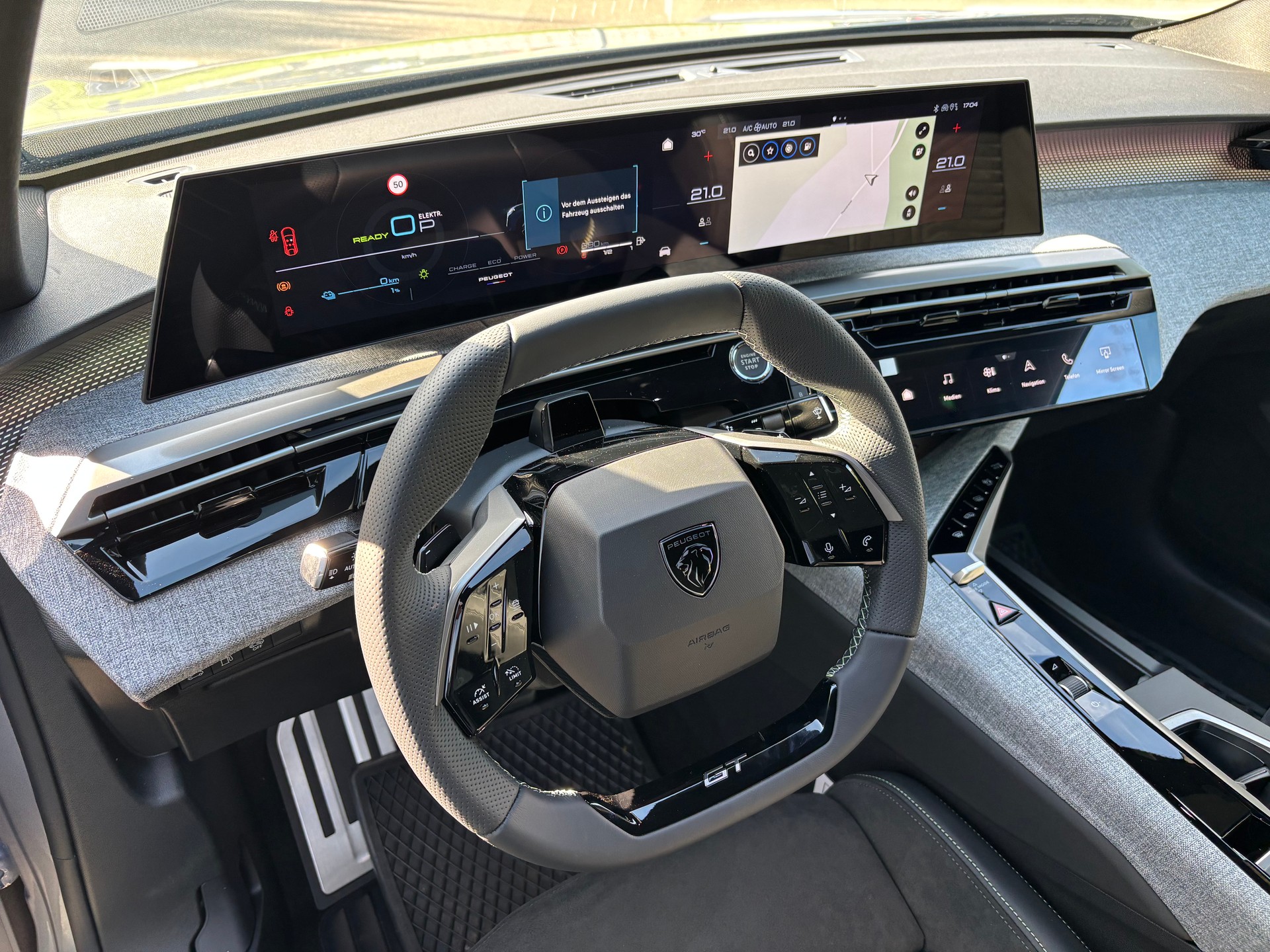 PEUGEOT 3008 225 e-DCS7 GT Exclusive-image-12