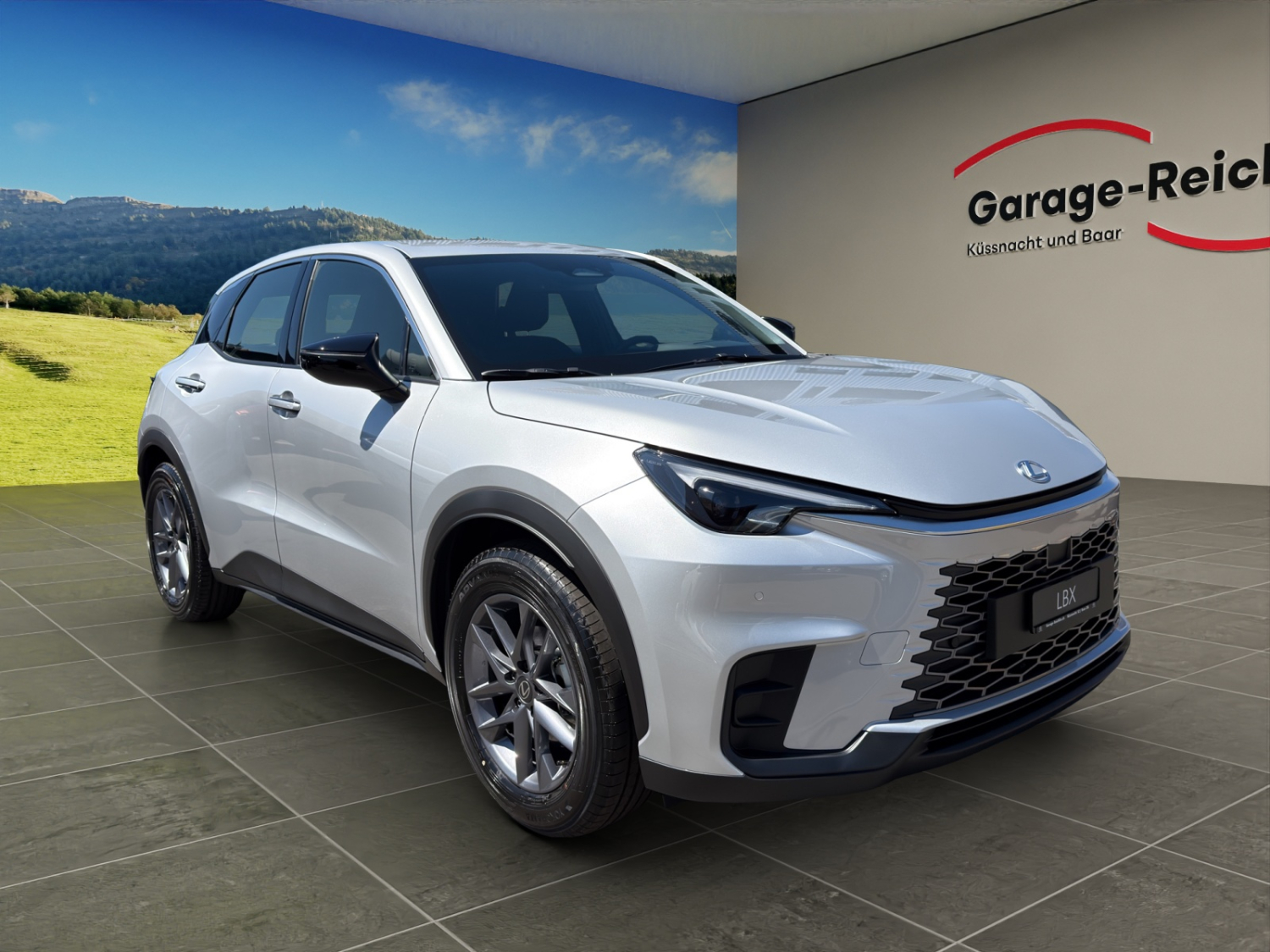 LEXUS LBX 1.5 Hybrid Impression-image-6