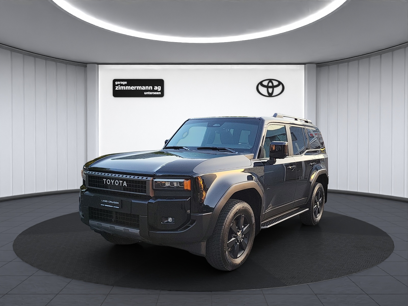TOYOTA Land Cruiser 2.8 D Invincible 4X4