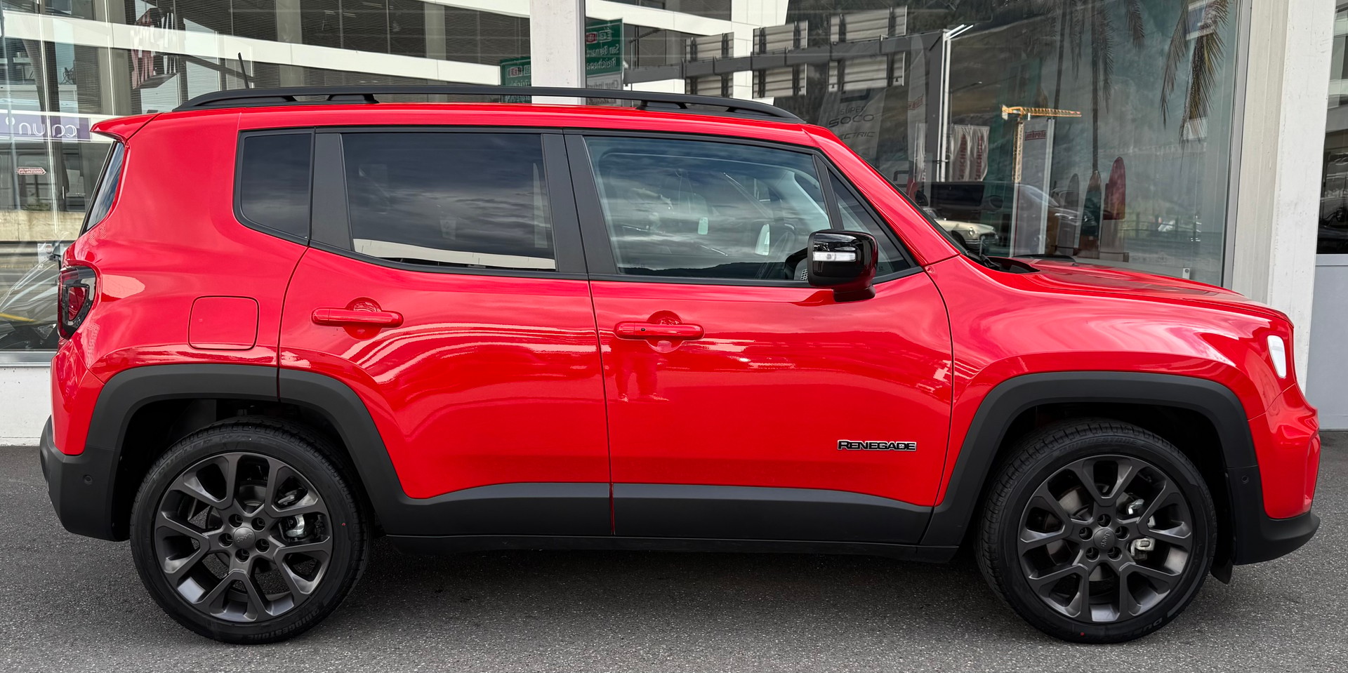 JEEP Renegade 1.5 MHEV Swiss Limited Plus-showroom-element-1