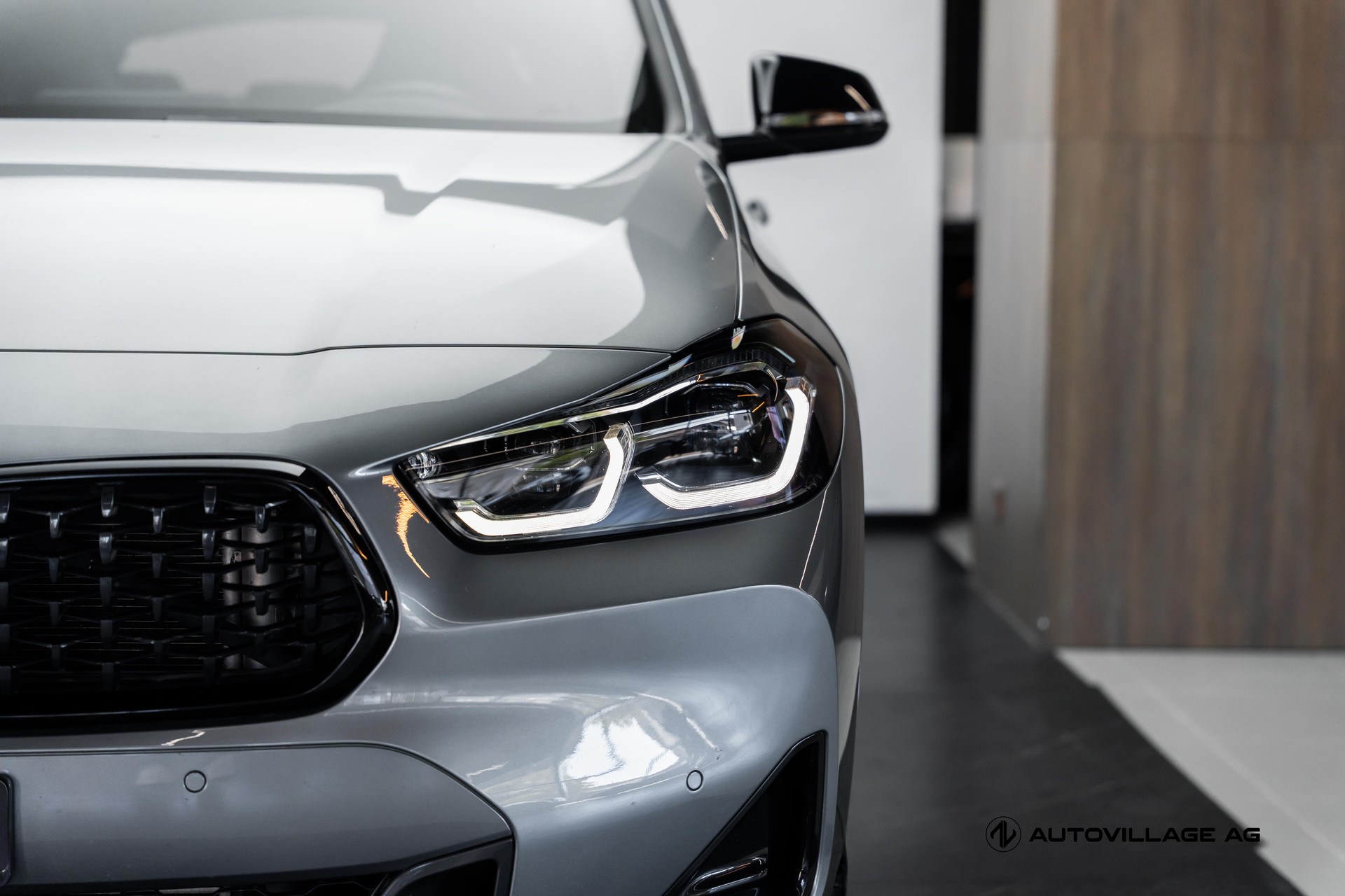 BMW X2 M35i Steptronic-showroom-element-2