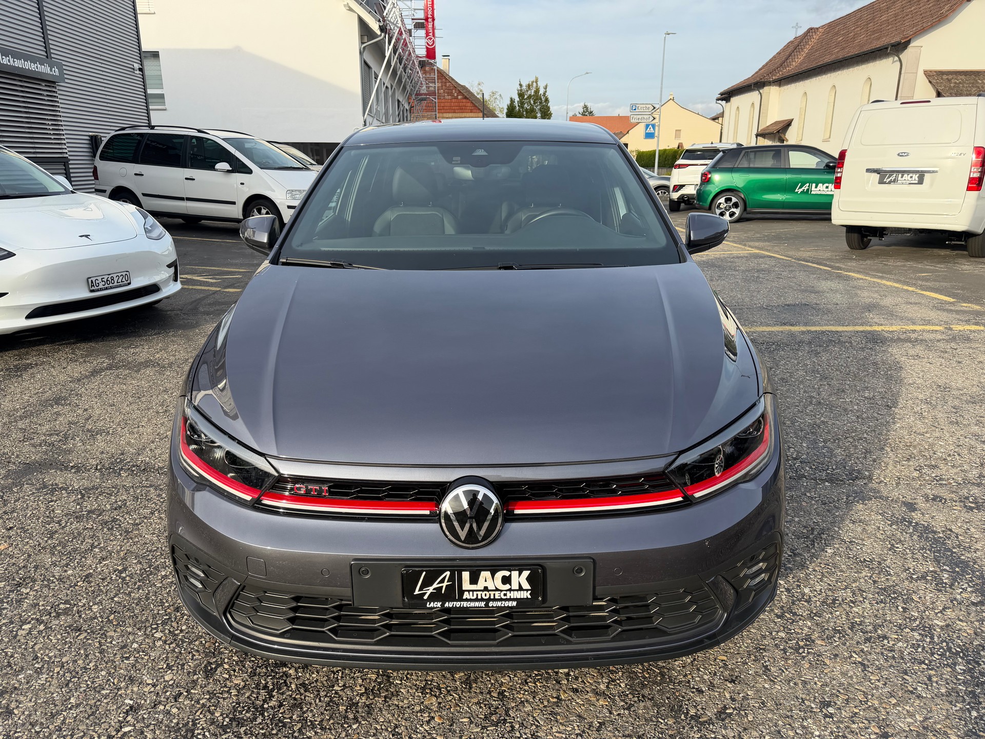 VW Polo 2.0 TSI GTI DSG-showroom-element-3