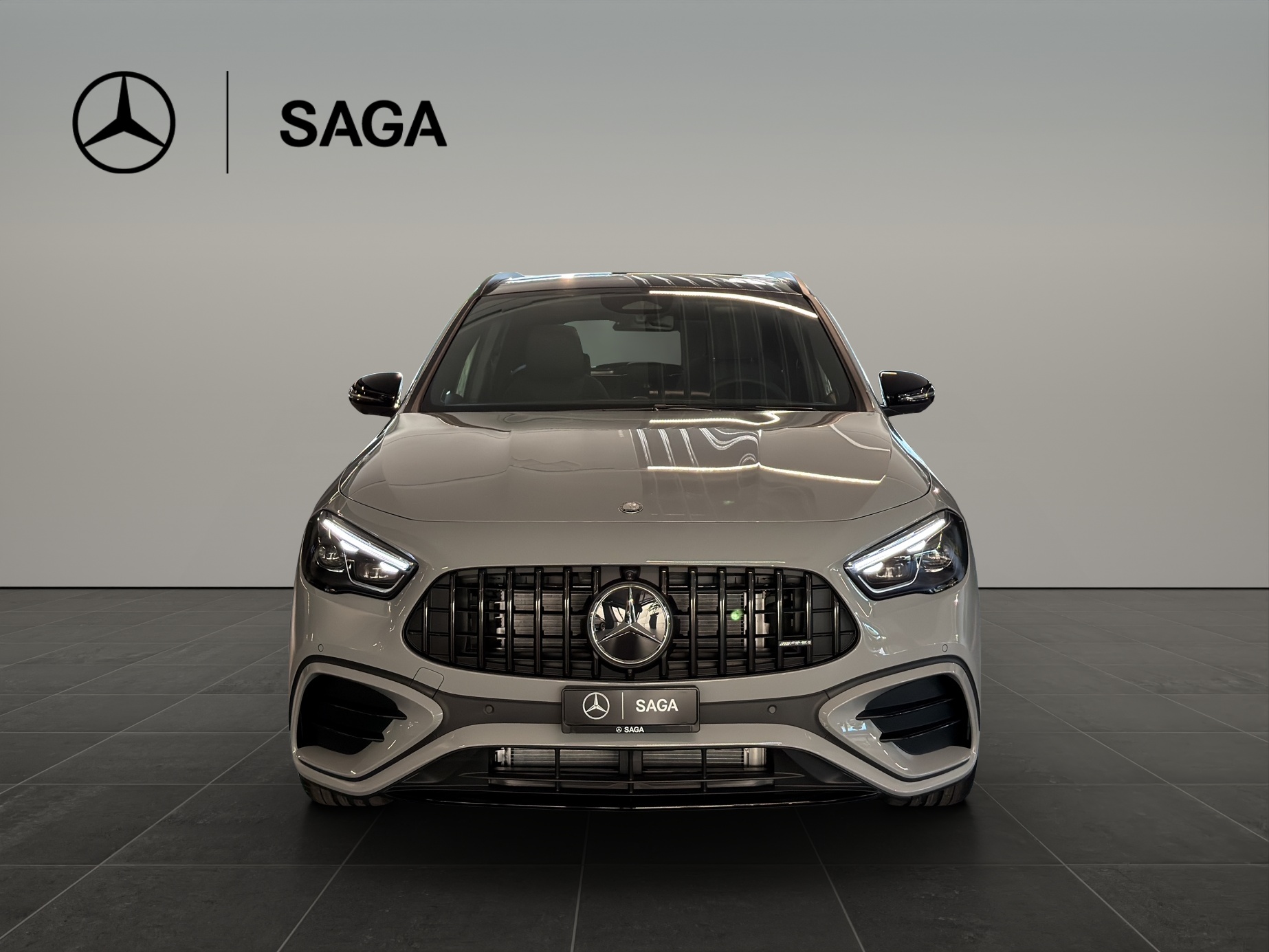 MERCEDES-BENZ GLA AMG 35 4Matic 8G-DCT-showroom-element-2