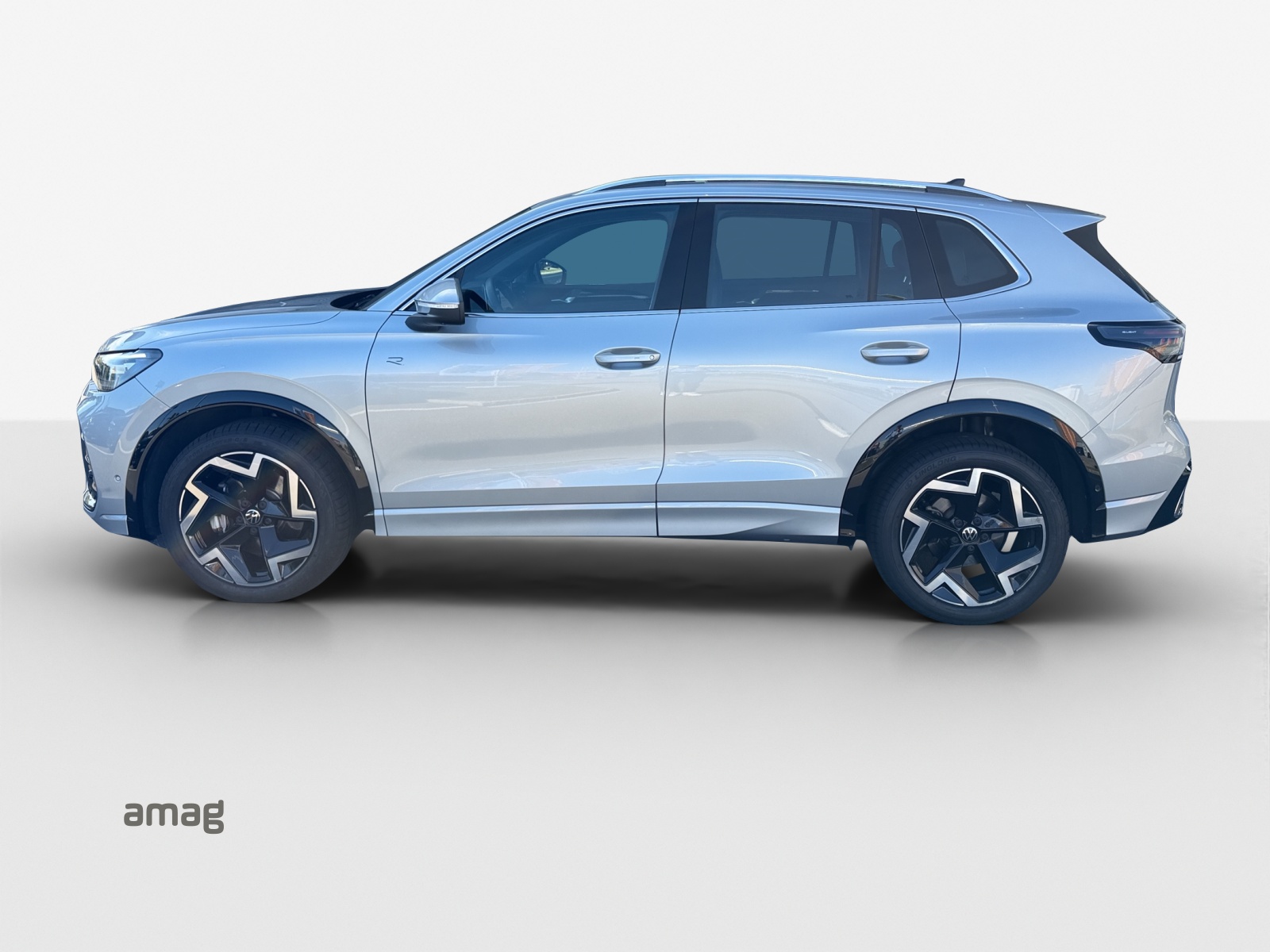 VW Tiguan 2.0 TSI DSG R-Line 4Motion-showroom-element-1