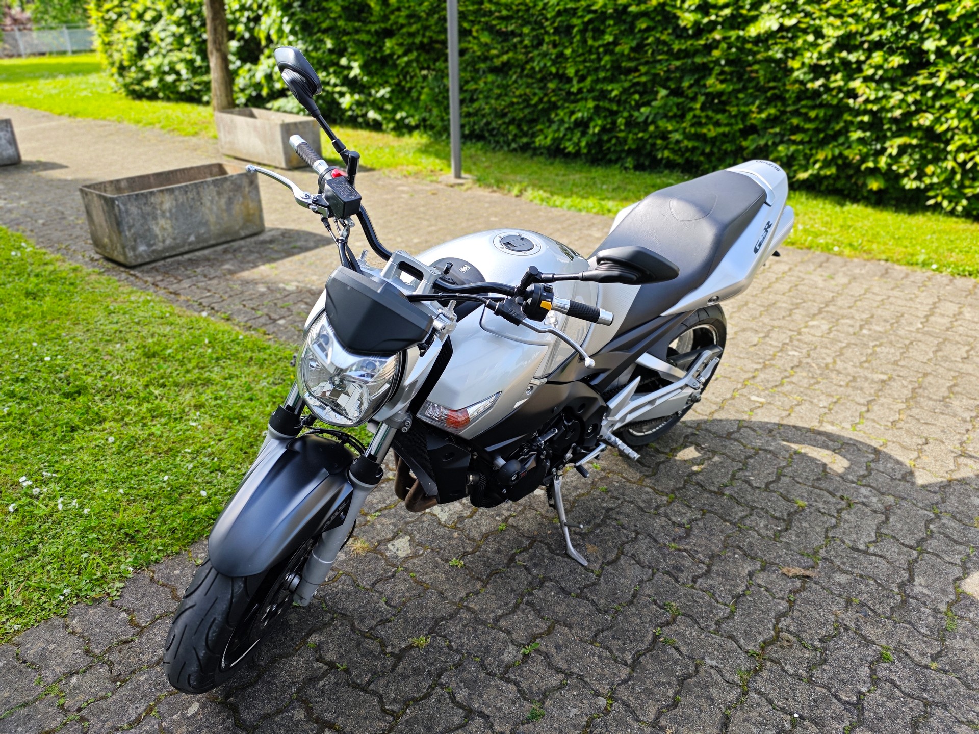 SUZUKI GSR 600 ABS K7-image-4
