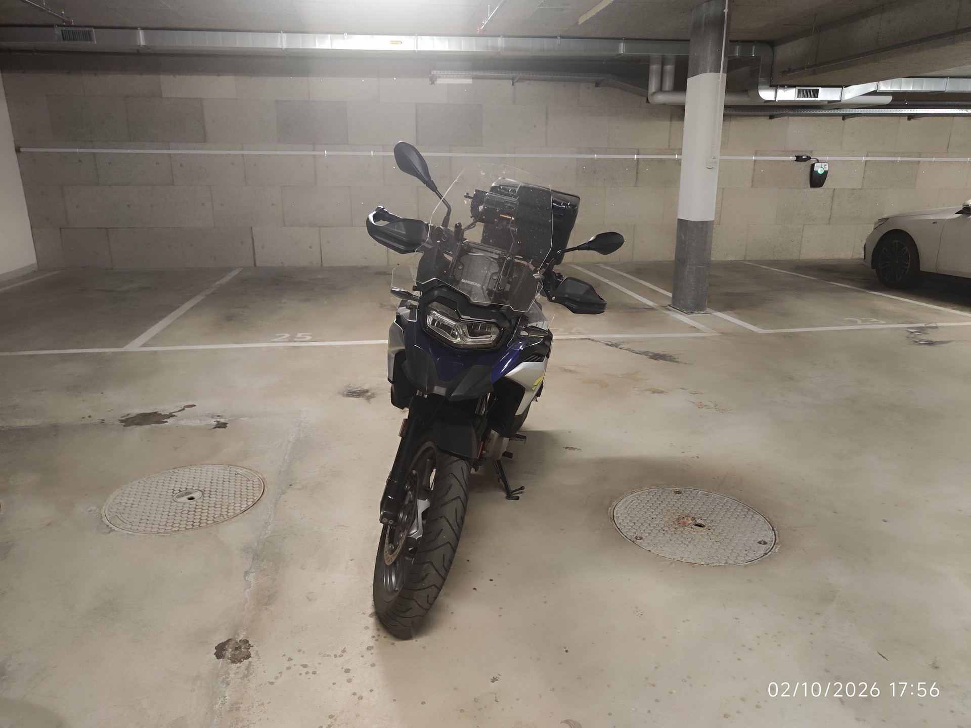 BMW F 750 GS ABS-image-4