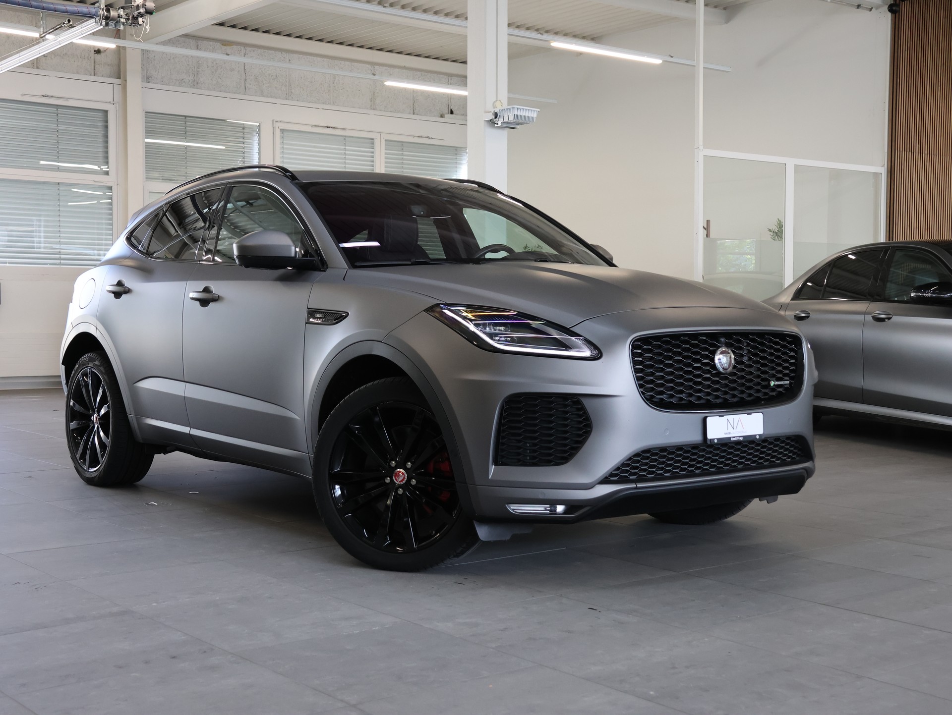 JAGUAR E-Pace 2.0d D180 R-Dynamic SE AWD Automatik