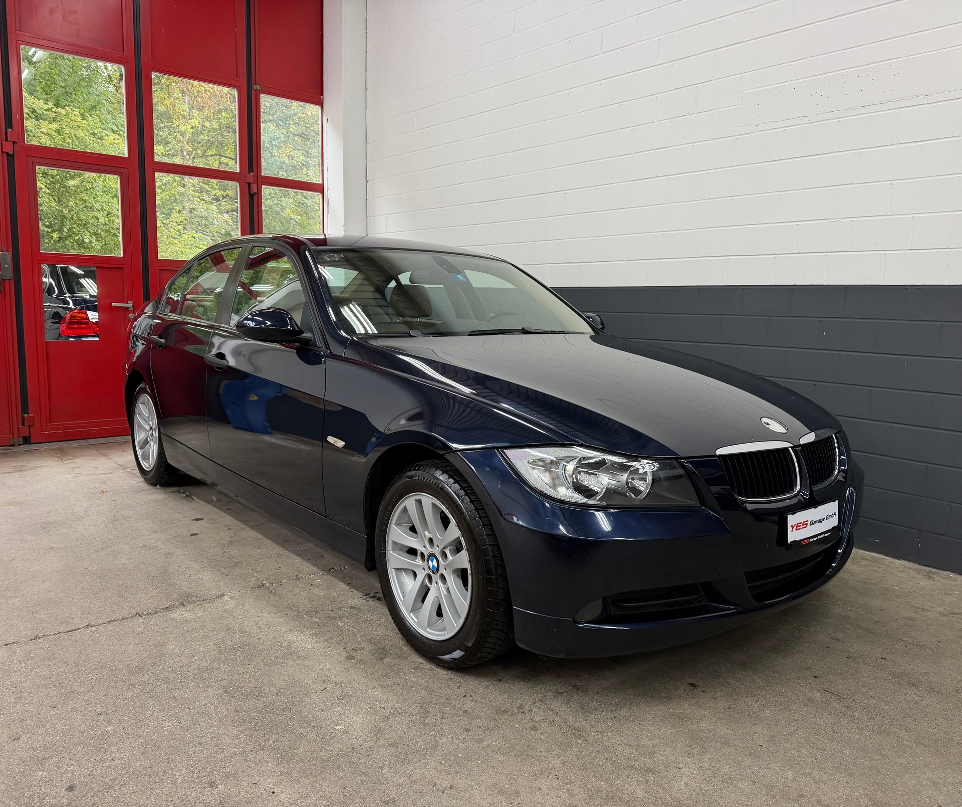 BMW 320i //NEU AB MFK!