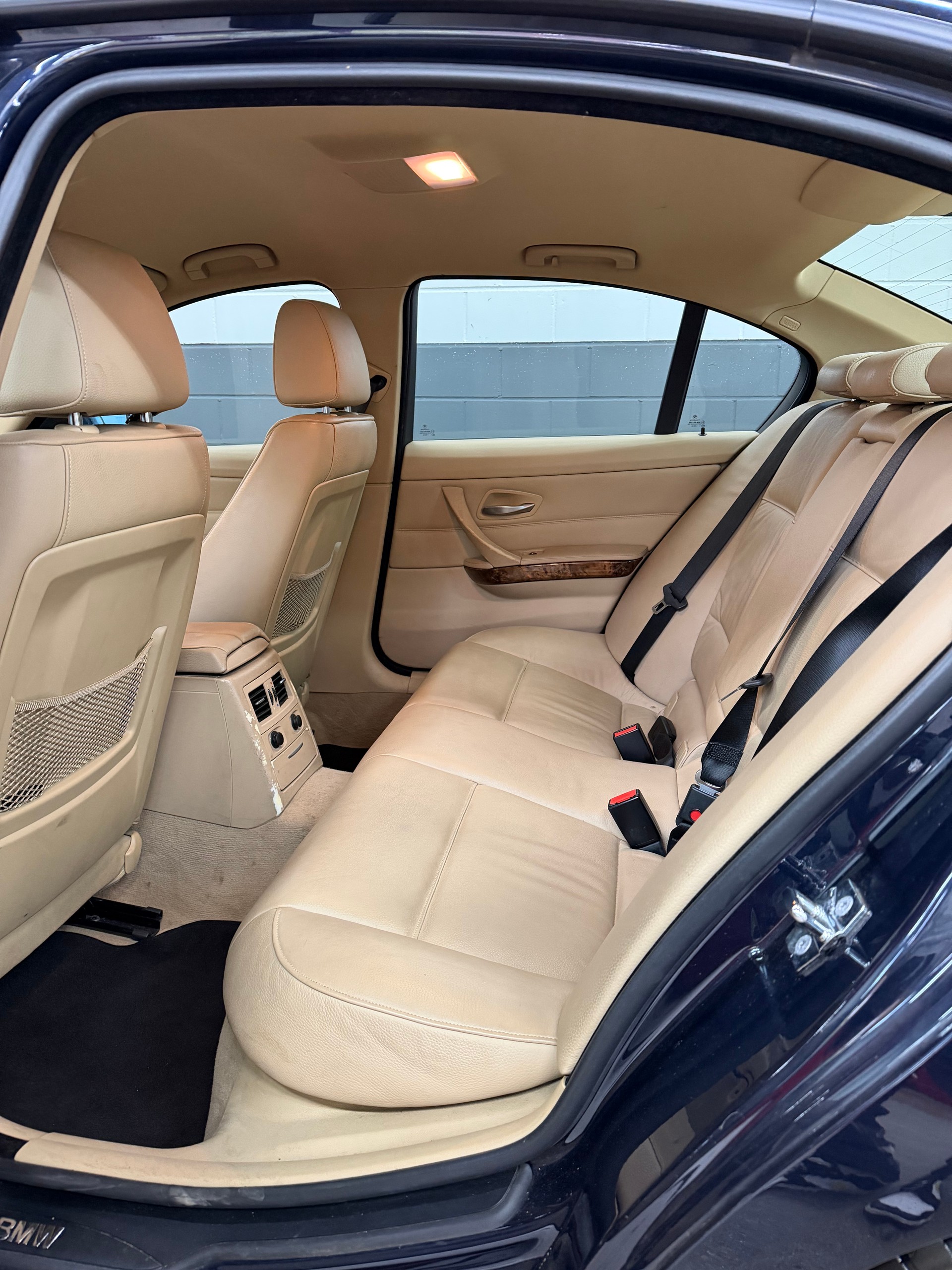 BMW 320i //NEU AB MFK!-image-13