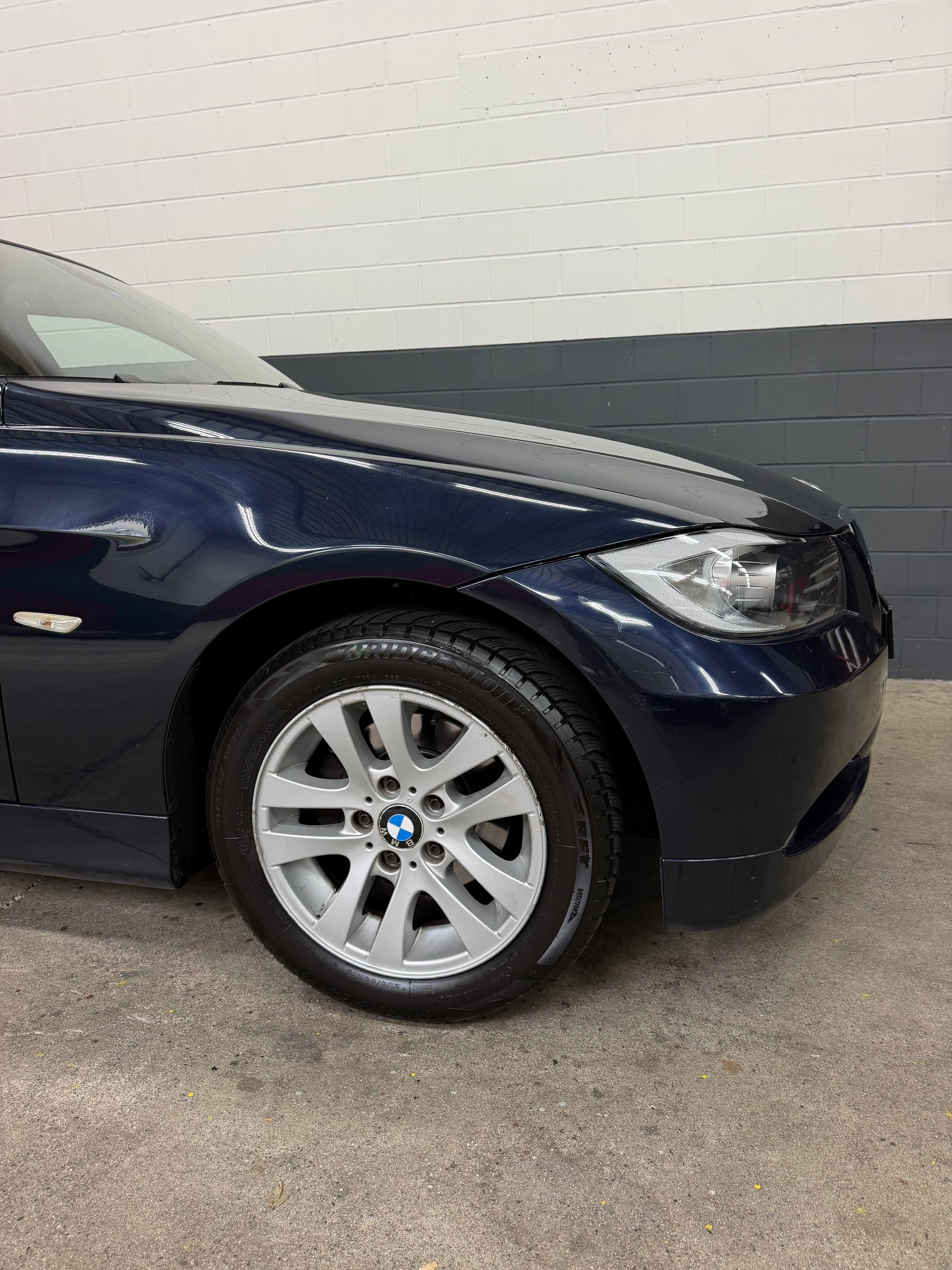 BMW 320i //NEU AB MFK!-image-3