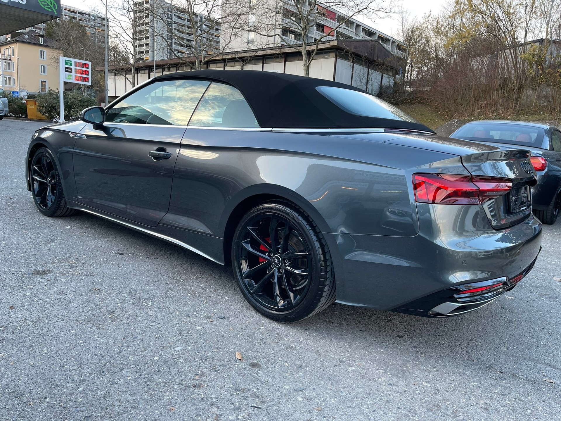 AUDI A5 Cabriolet 40 TFSI S-tronic quattro-image-3