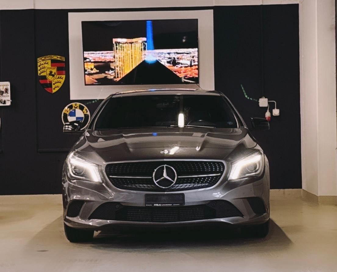MERCEDES-BENZ CLA 200 Night Star 7G-DCT-image-2