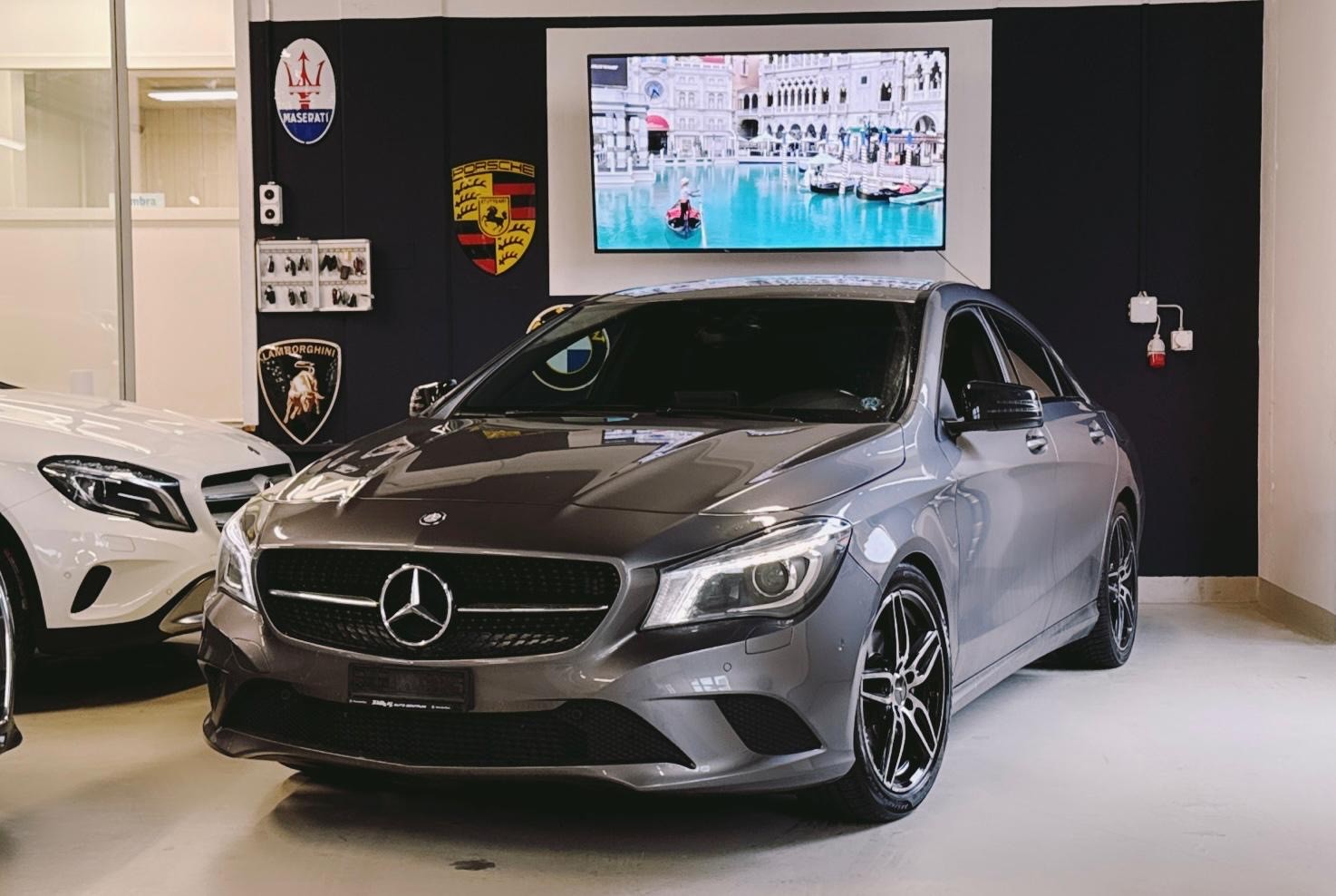 MERCEDES-BENZ CLA 200 Night Star 7G-DCT-image-5