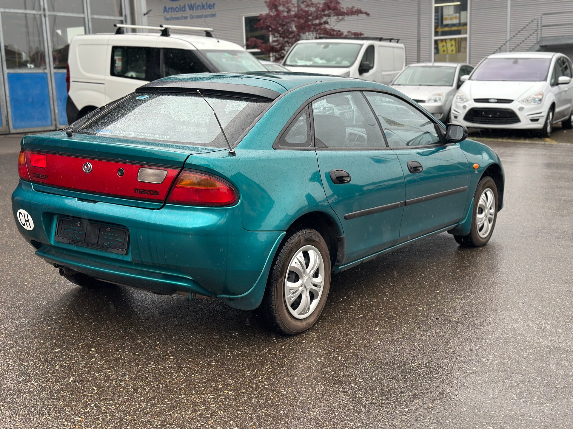 MAZDA 323 F 1.5i-16V Rainbow-image-5