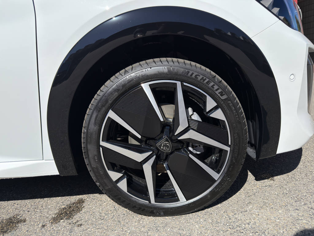PEUGEOT 208 Electrique 156 ch (115 kW) GT-image-15