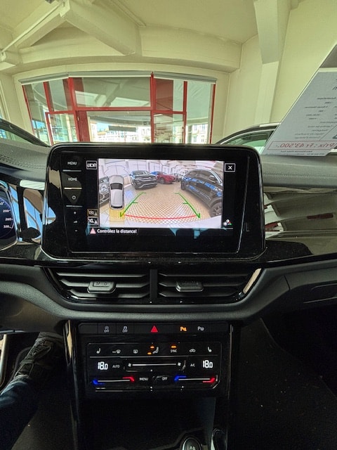 VW T-Roc 2.0 TSI R DSG 4Motion-image-7
