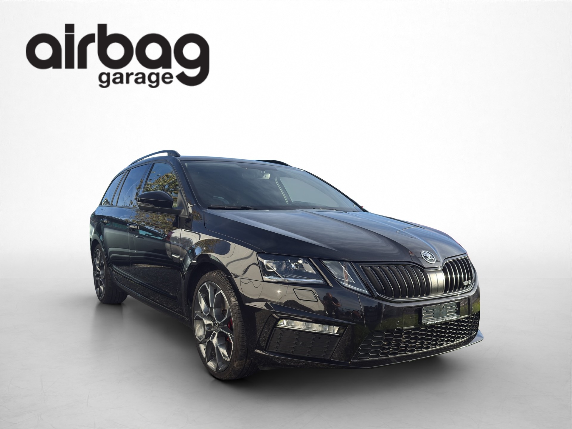 SKODA Octavia Combi 2.0 TDI RS 4x4 DSG-image-2