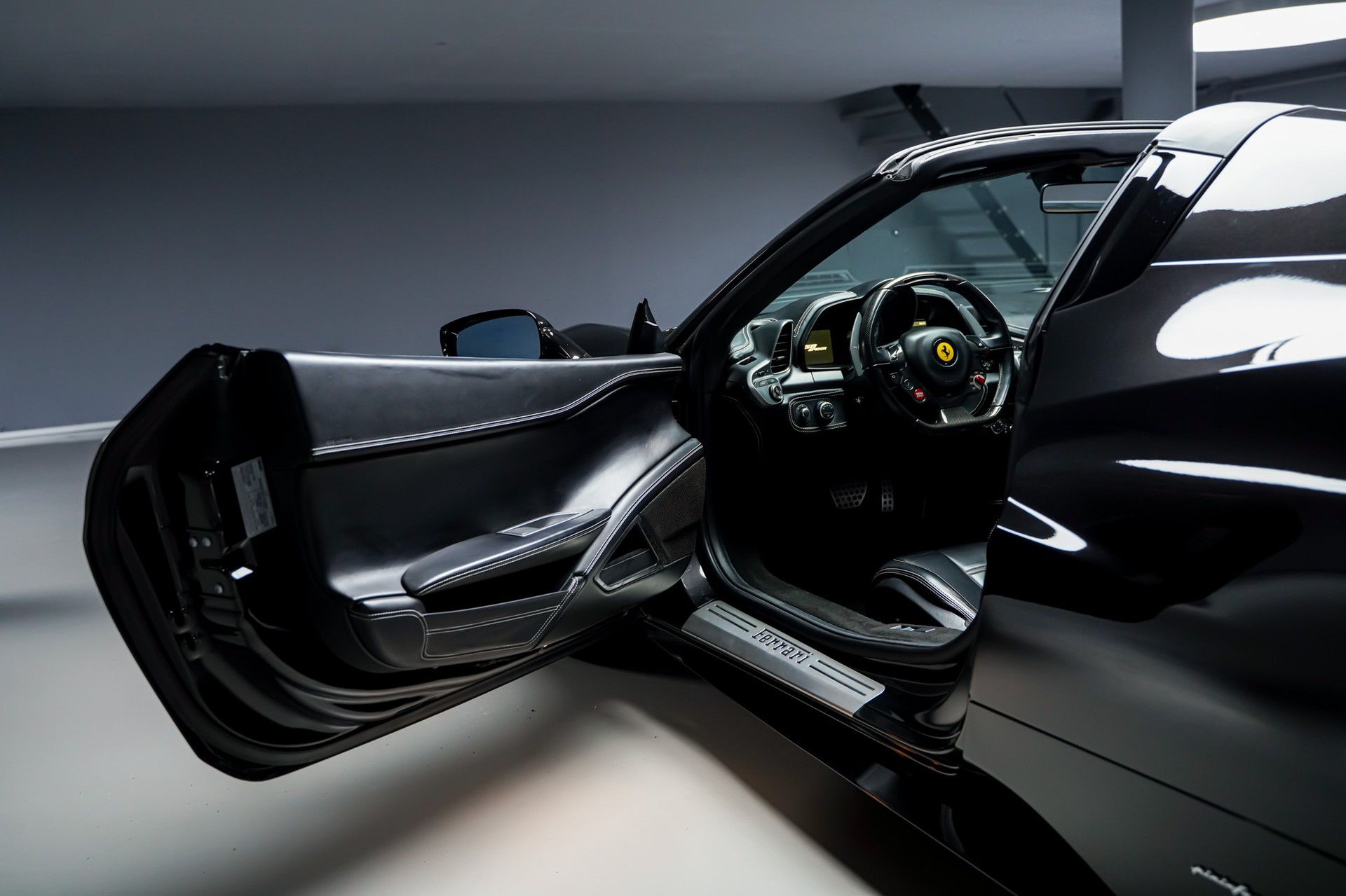 FERRARI 458 Spider Italia 4.5 V8-image-13