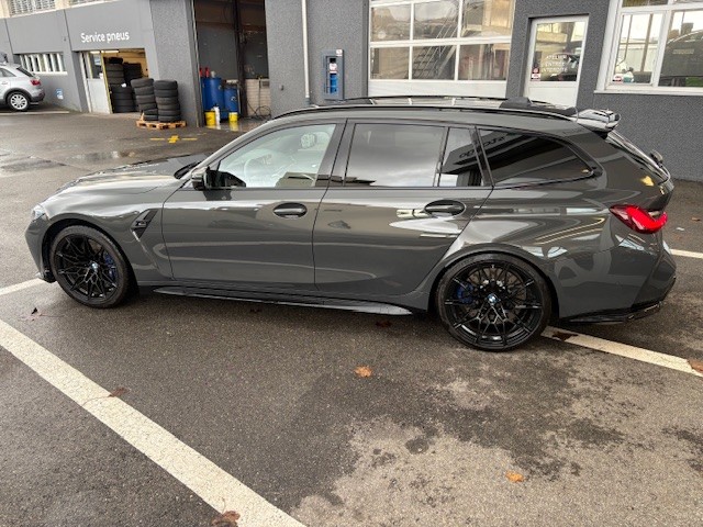 BMW M3 Competition xDrive Touring-image-7