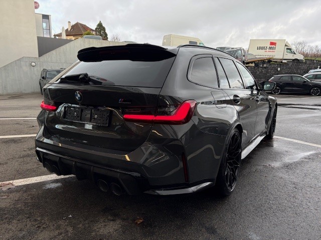 BMW M3 Competition xDrive Touring-showroom-element-3