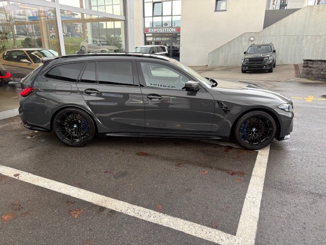 BMW M3 Competition xDrive Touring-showroom-element-2