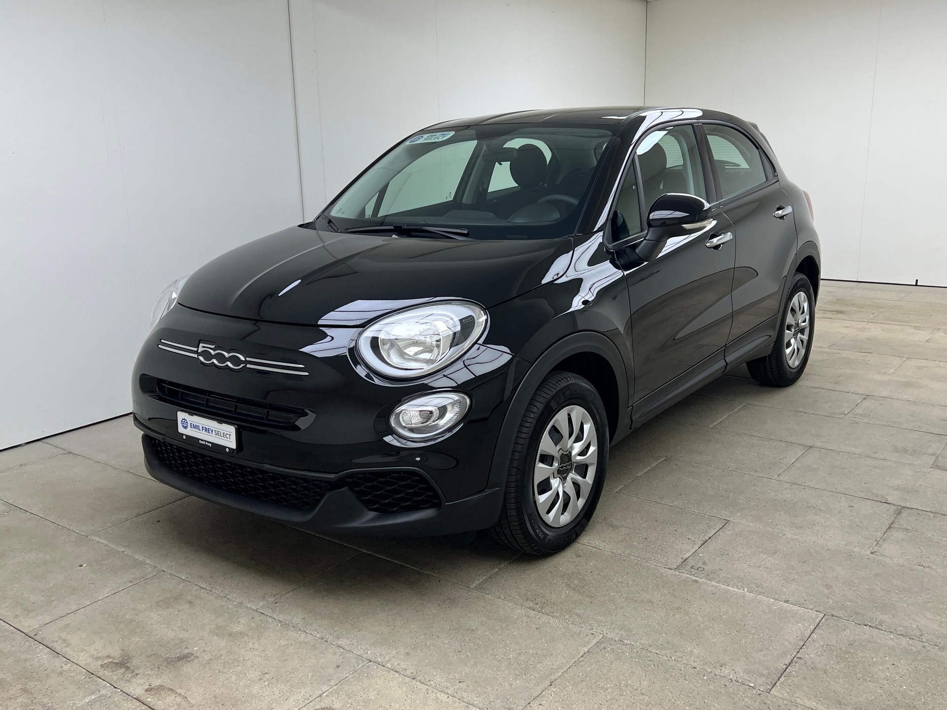 FIAT 500 X 1.5 Hybrid Dolcevita / Jetzt mit attraktivem 1.99% Leasing-showroom-element-1
