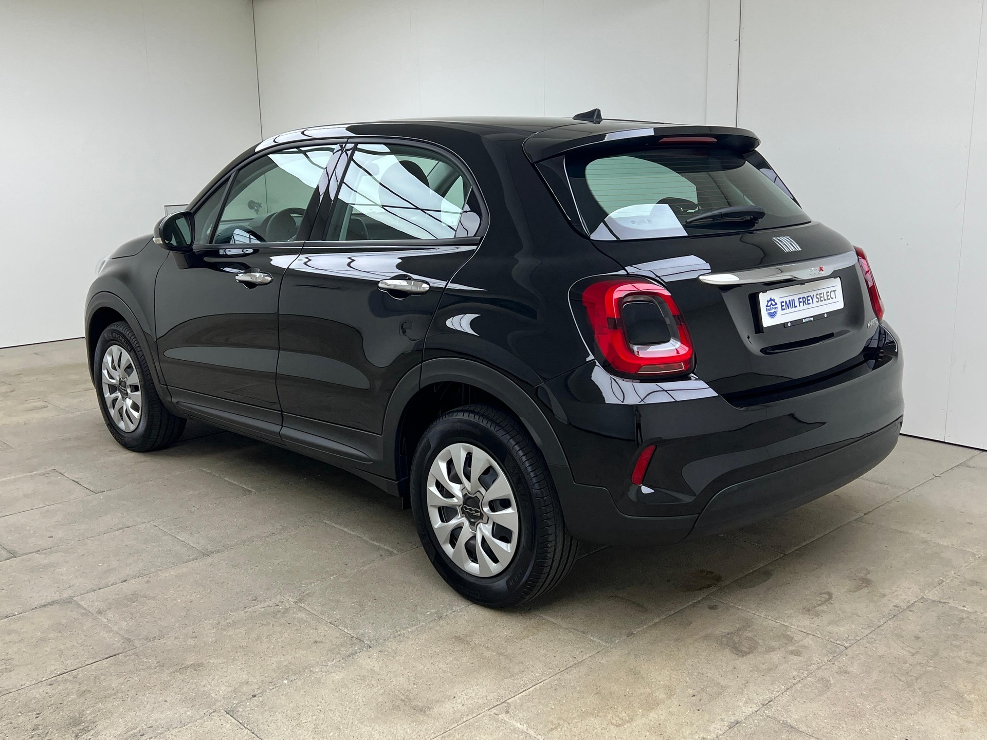 FIAT 500 X 1.5 Hybrid Dolcevita / Jetzt mit attraktivem 1.99% Leasing-showroom-element-3