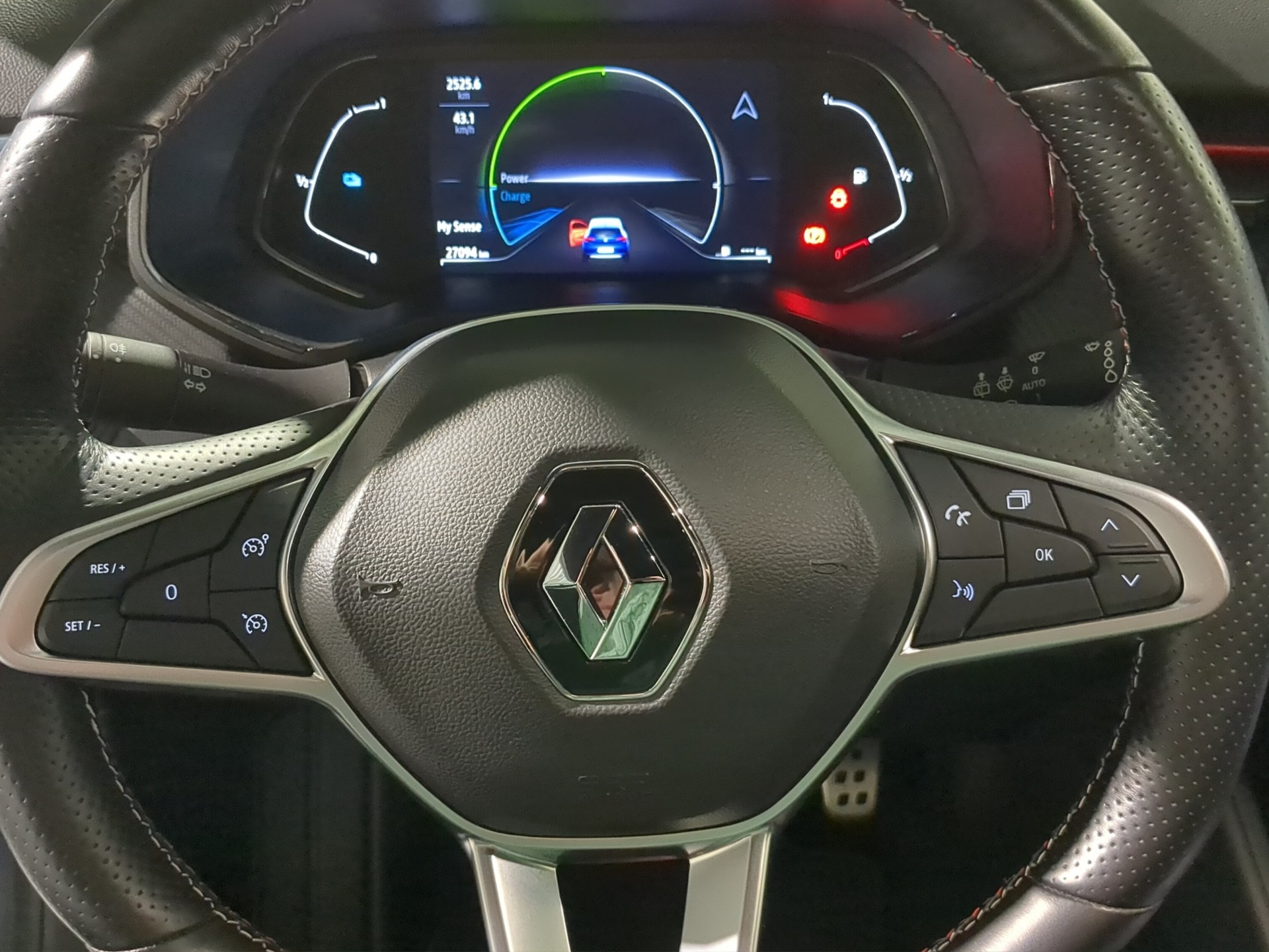 RENAULT Clio 1.6 E-Tech RS Line-image-9