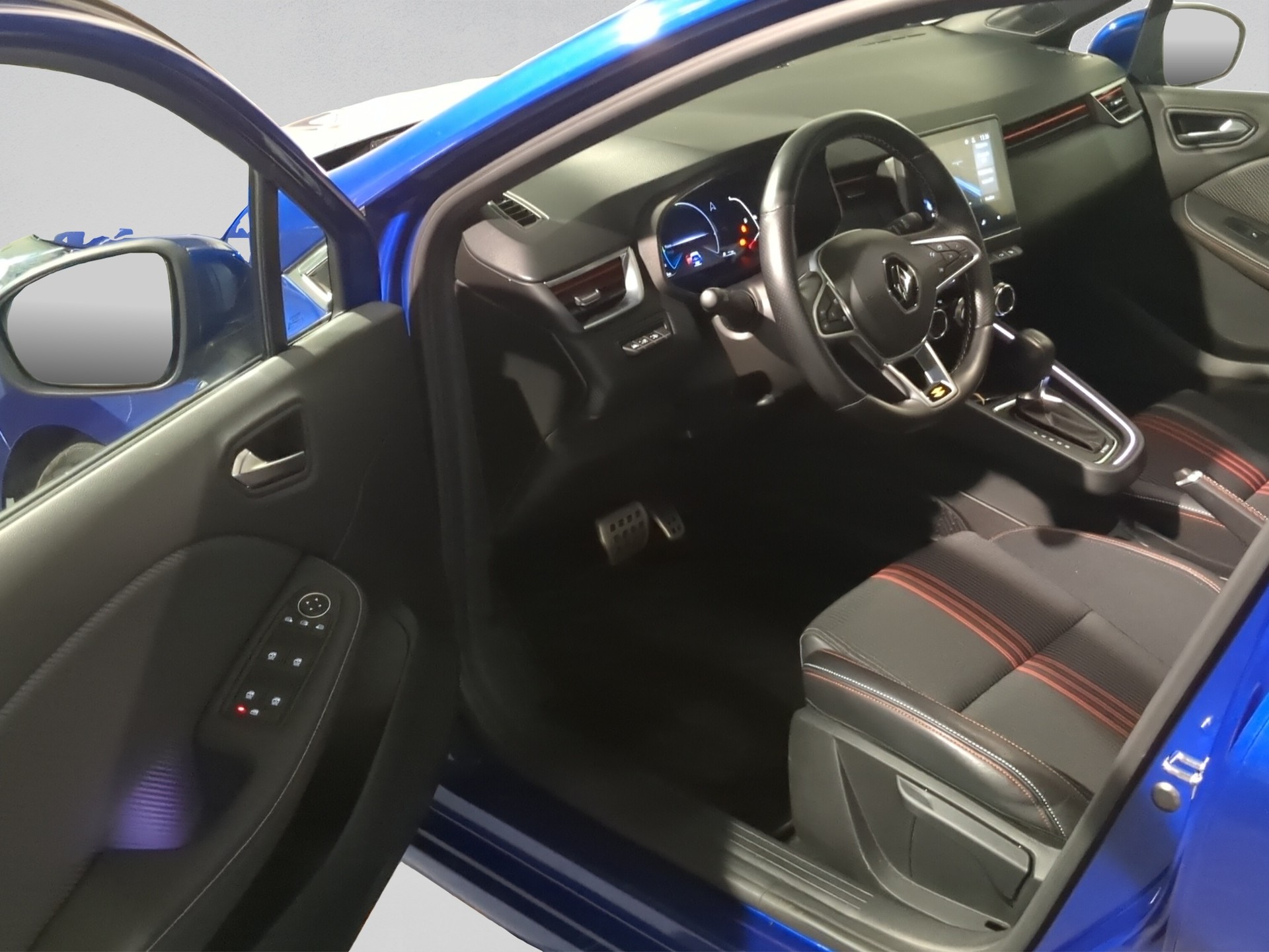 RENAULT Clio 1.6 E-Tech RS Line-image-20