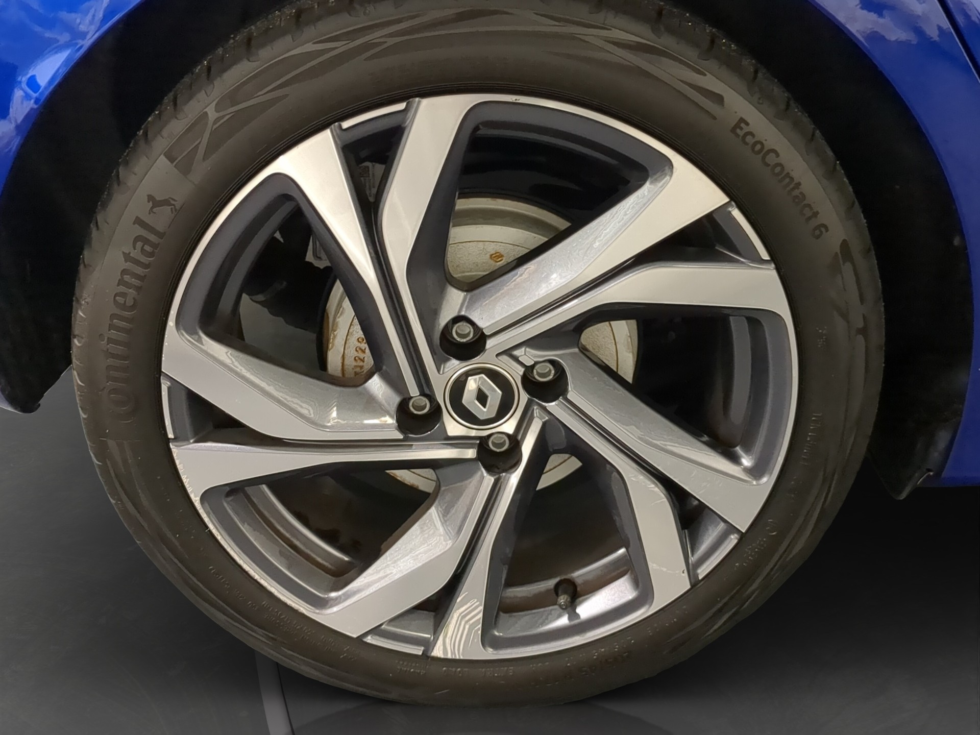RENAULT Clio 1.6 E-Tech RS Line-image-25