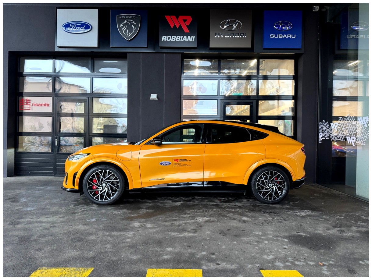FORD Mustang MACH-E GT AWD 91 kWh-showroom-element-1