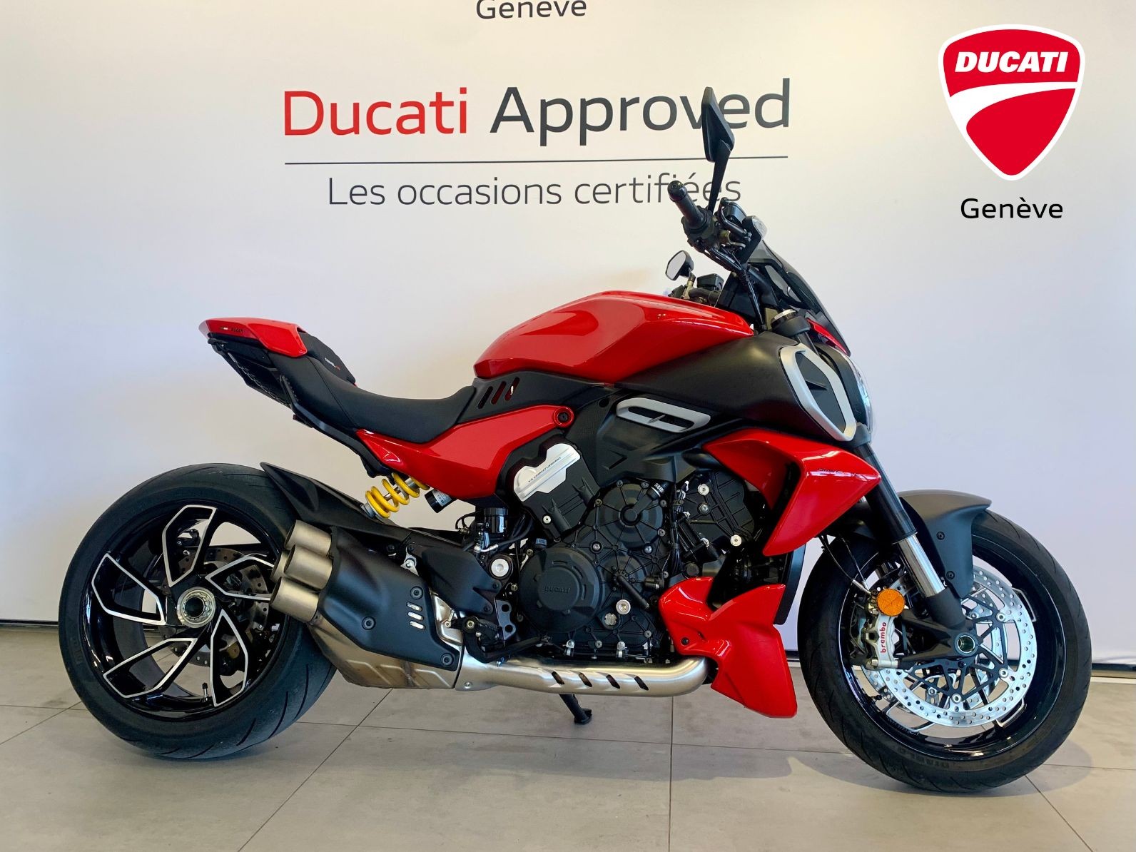 DUCATI Diavel V4-image-0