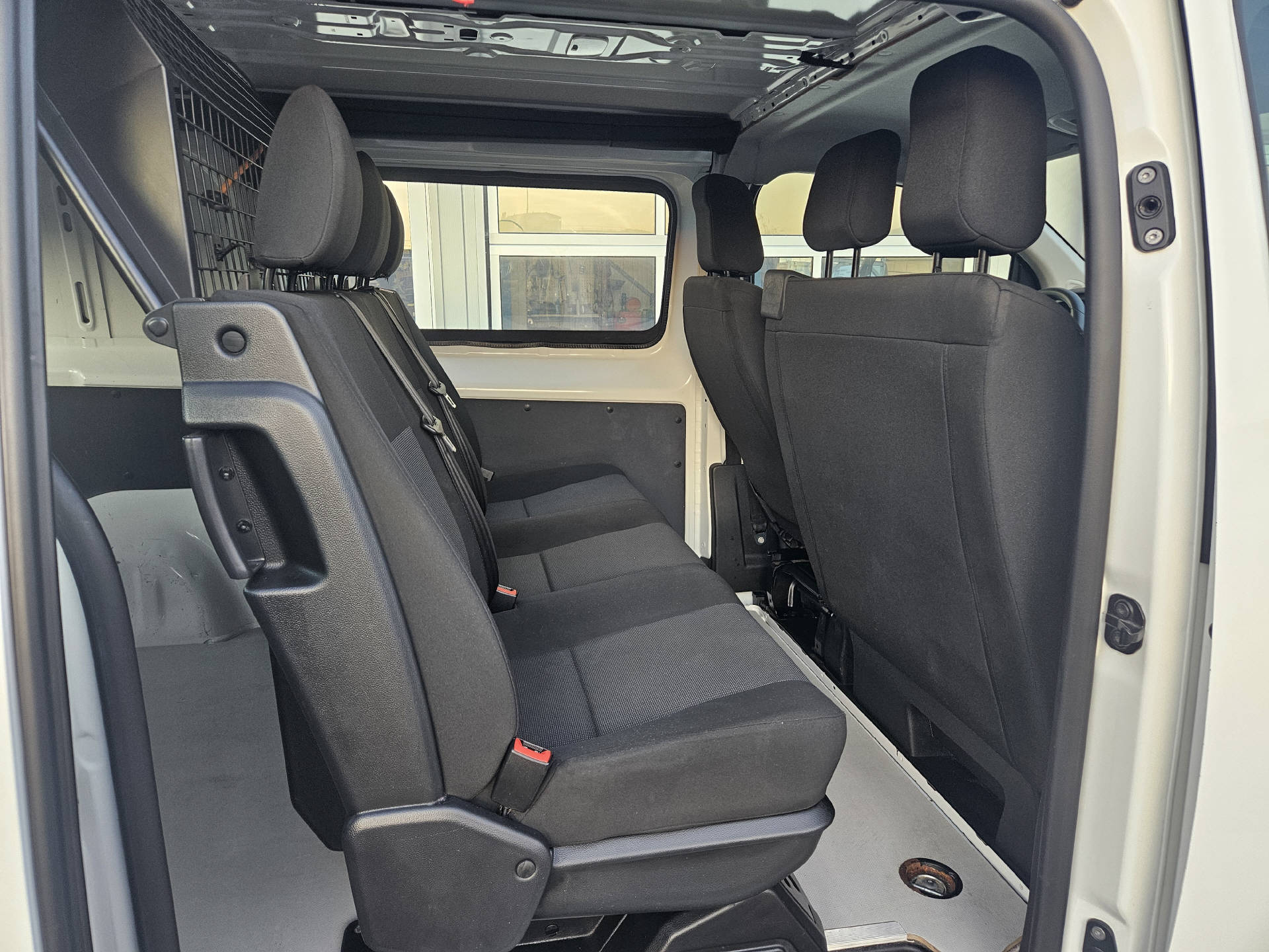 CITROEN Jumpy Kaw. M 1.5 BlueHDi 120 Swiss Edition S/S * 6- Plätzer * Klima * Tempomat * AHK *-showroom-element-1