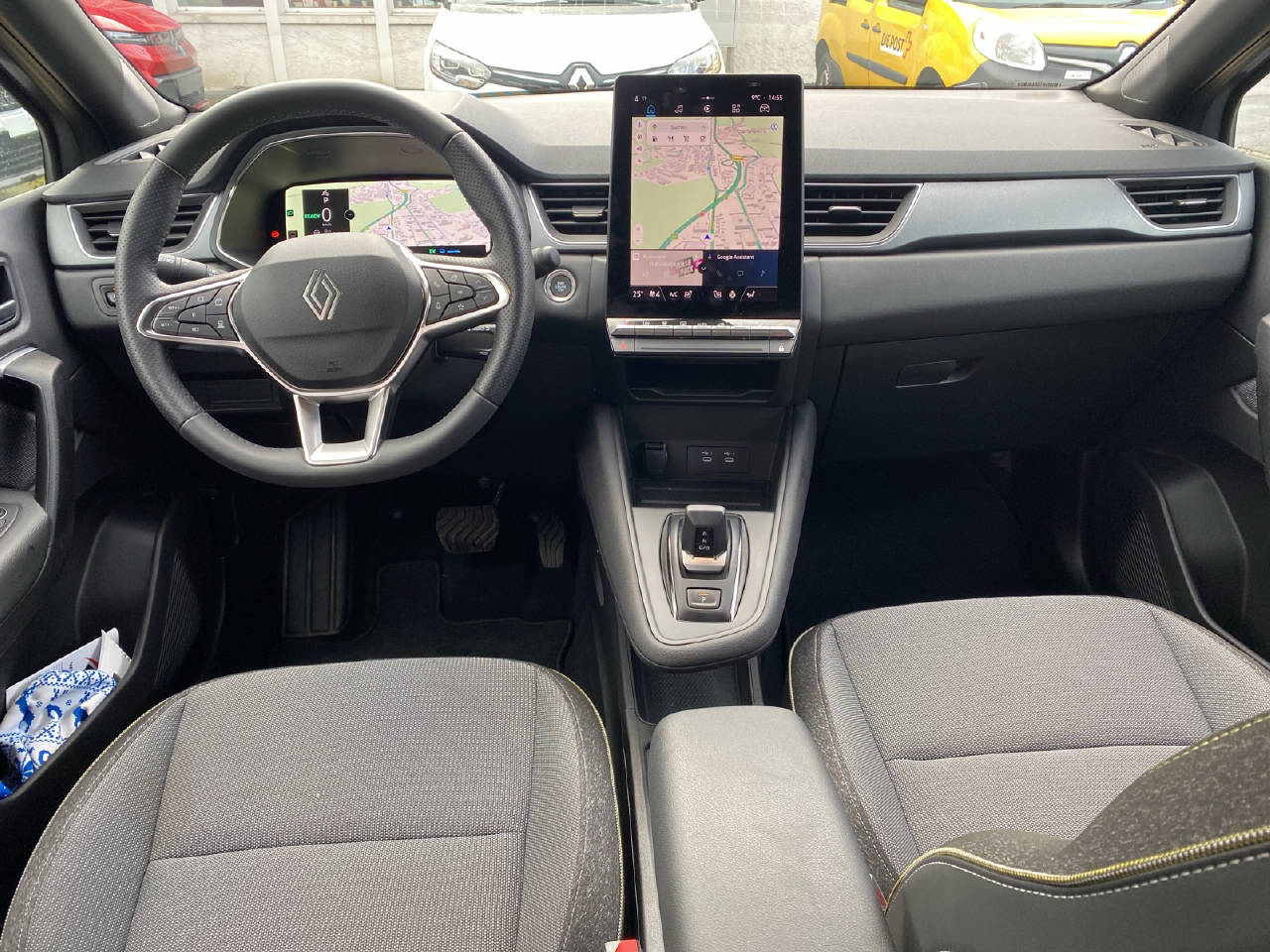 RENAULT Captur 1.8 E-Tech techno-image-7
