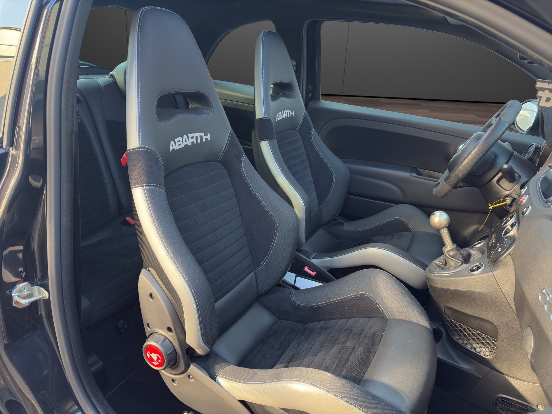 FIAT 595C 1.4 16V Turbo Abarth Competizione (Schiebedach)-image-10