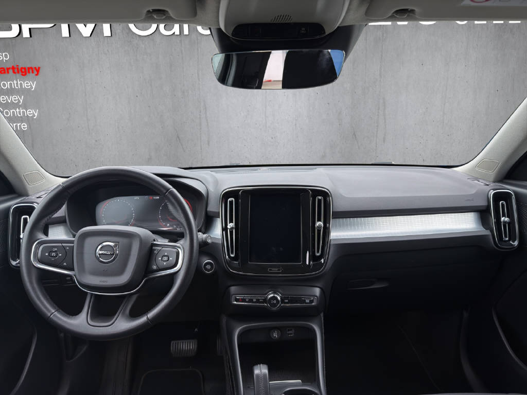 VOLVO XC40 1.5 T2 Momentum-image-11