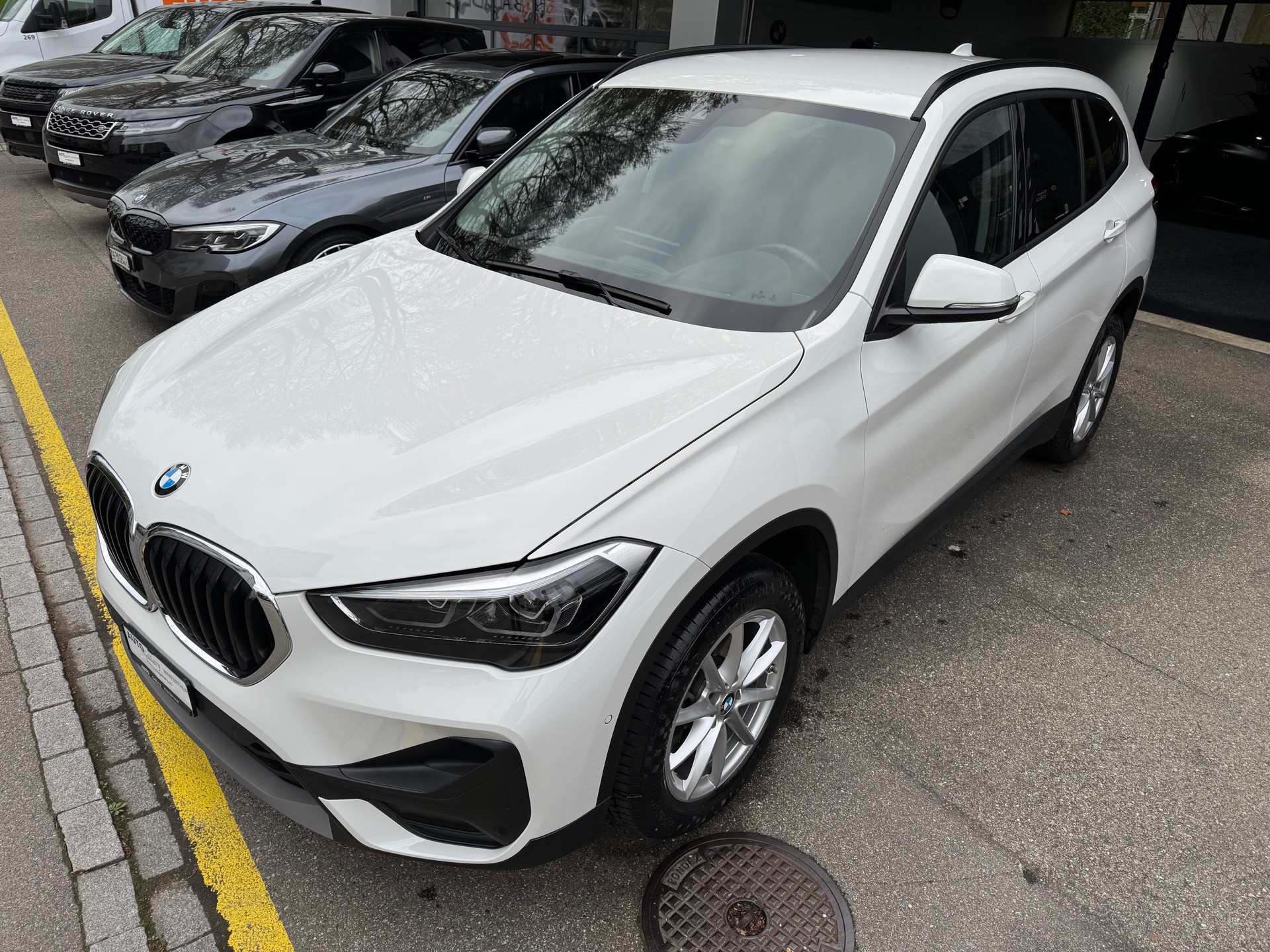 BMW X1 sDrive 18d Sport Line Steptronic-showroom-element-2