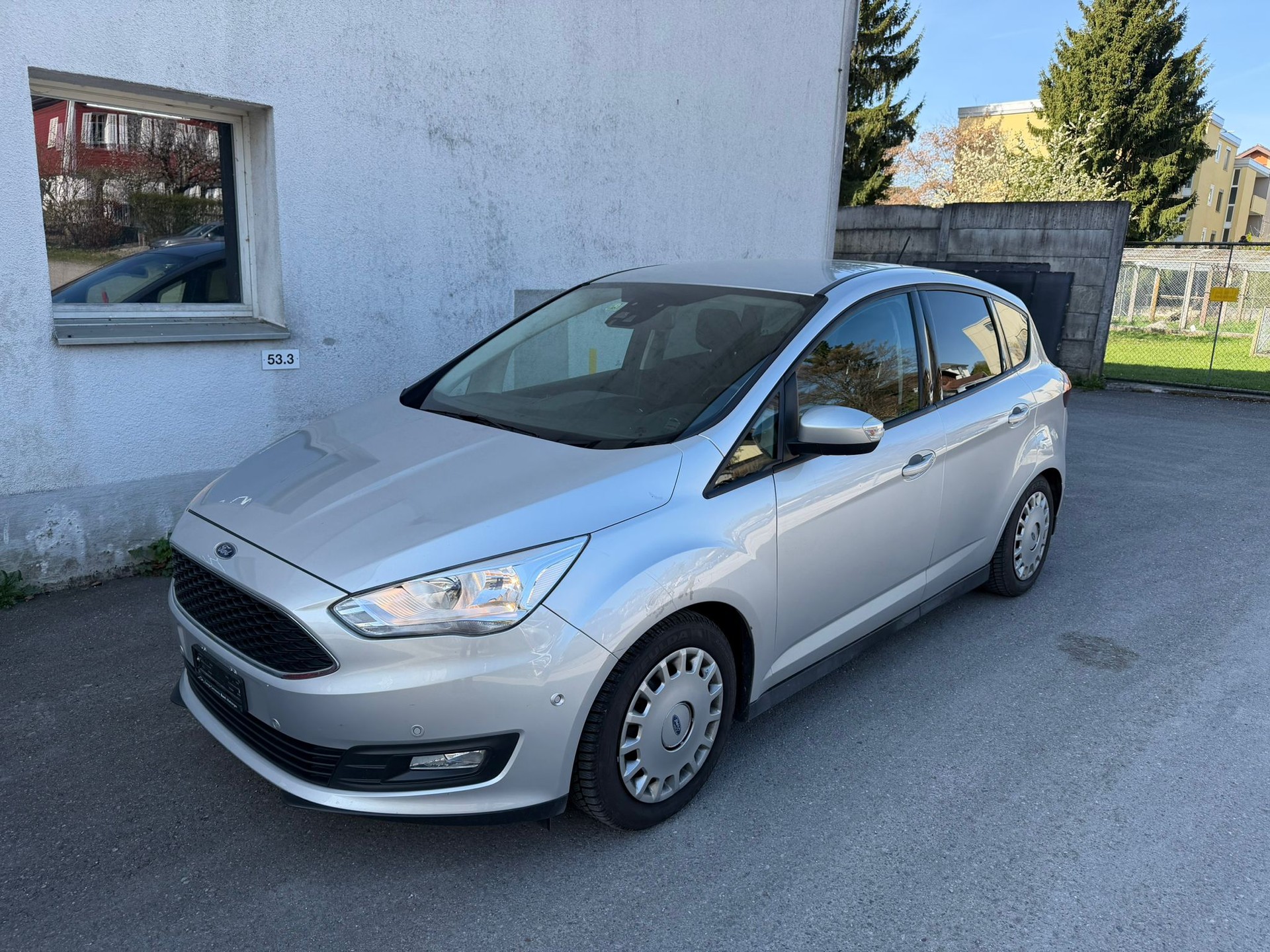 FORD C-Max 1.5 TDCi Trend-showroom-element-1