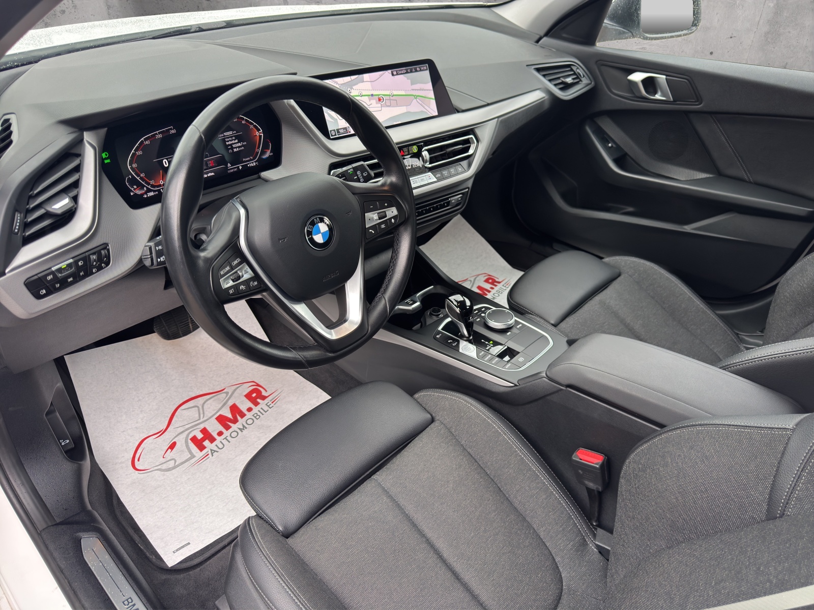 BMW 120i Steptronic-image-8