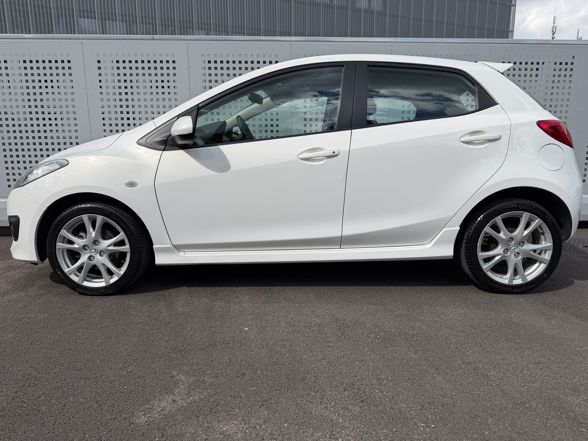 MAZDA 2 1.5i 16V Sport-image-5