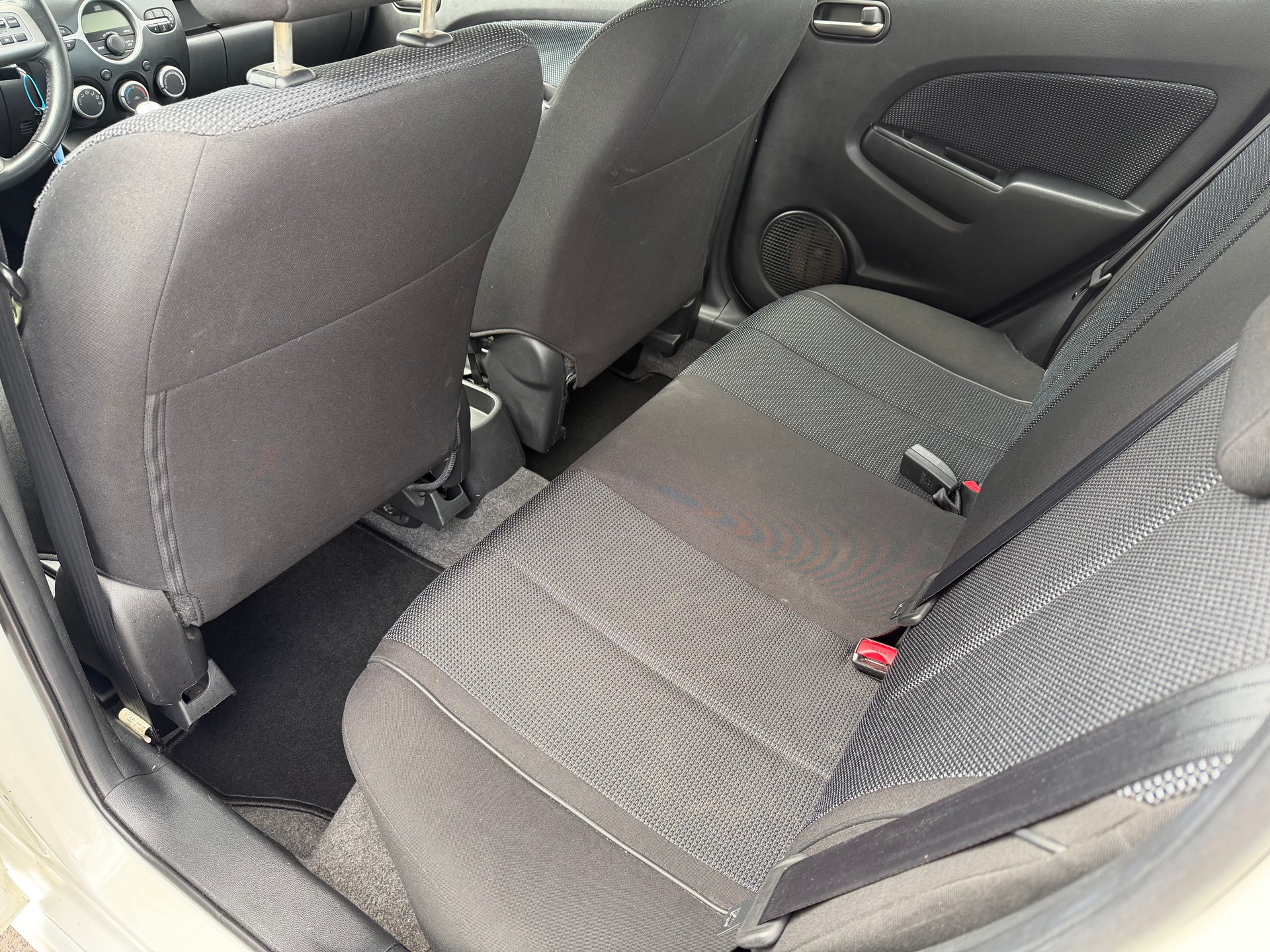 MAZDA 2 1.5i 16V Sport-image-23