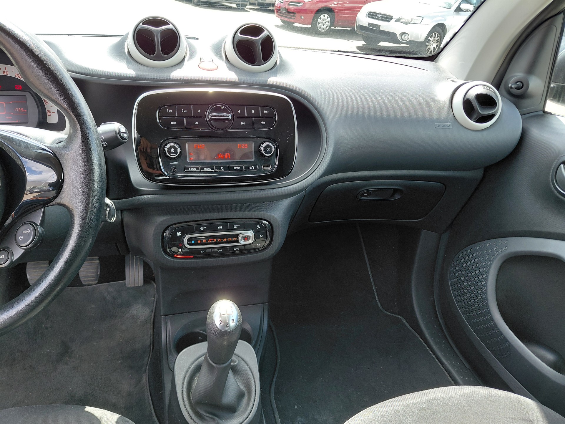 SMART fortwo perfect-image-8