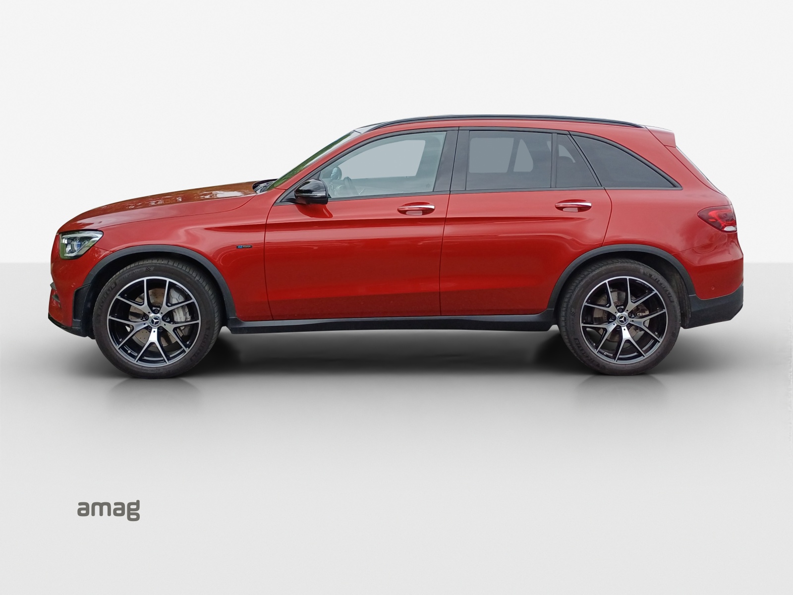 MERCEDES-BENZ GLC 300 e AMG Line 4Matic 9G-Tronic-showroom-element-1
